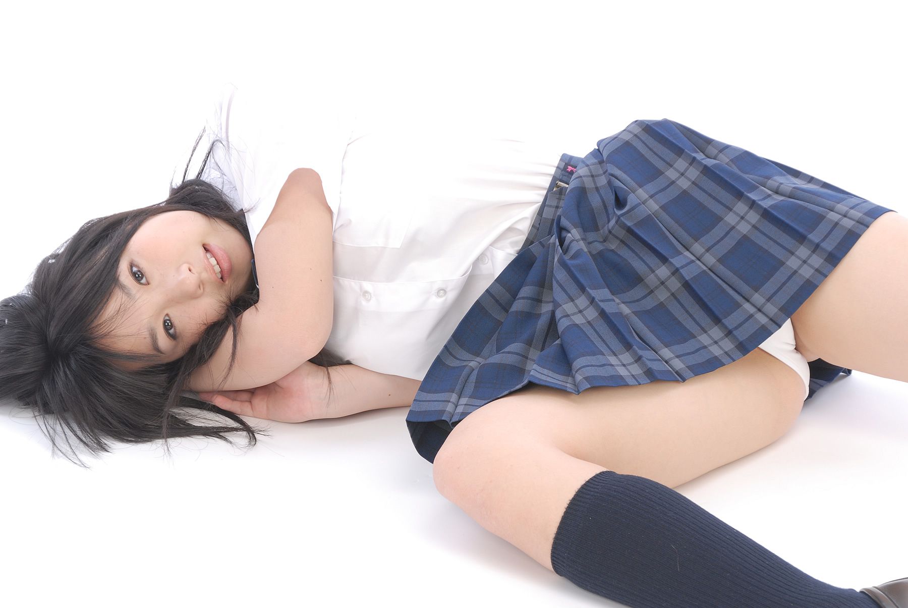 [BWH] BJK0008 Rui Kiriyama 桐山瑠衣 棚拍校服