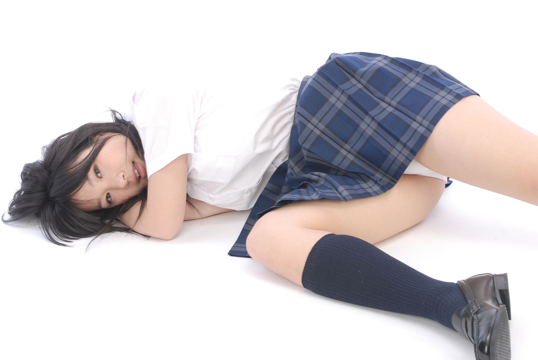 [BWH] BJK0008 Rui Kiriyama 桐山瑠衣 棚拍校服