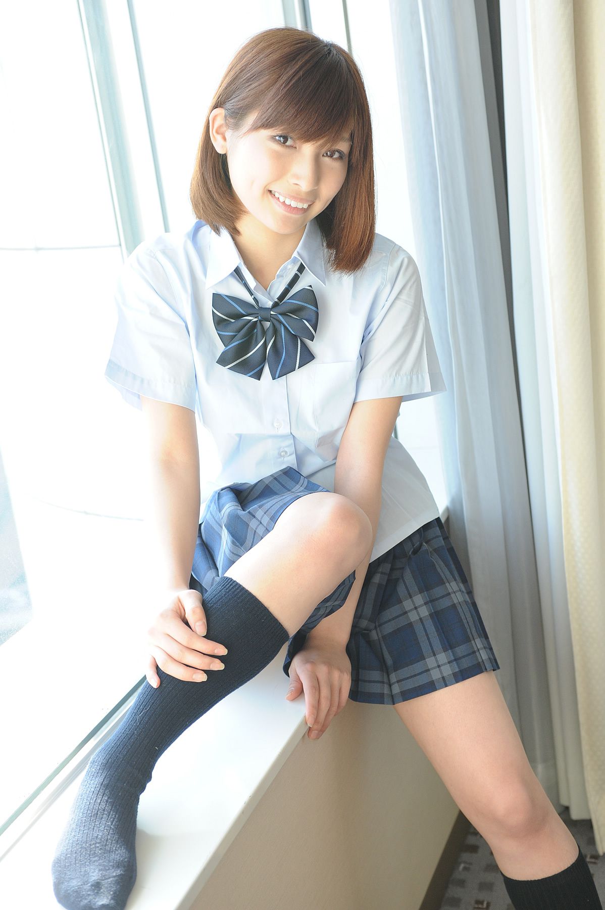 岬はる香《校服少女诱惑》 [BWH] BWH0186
