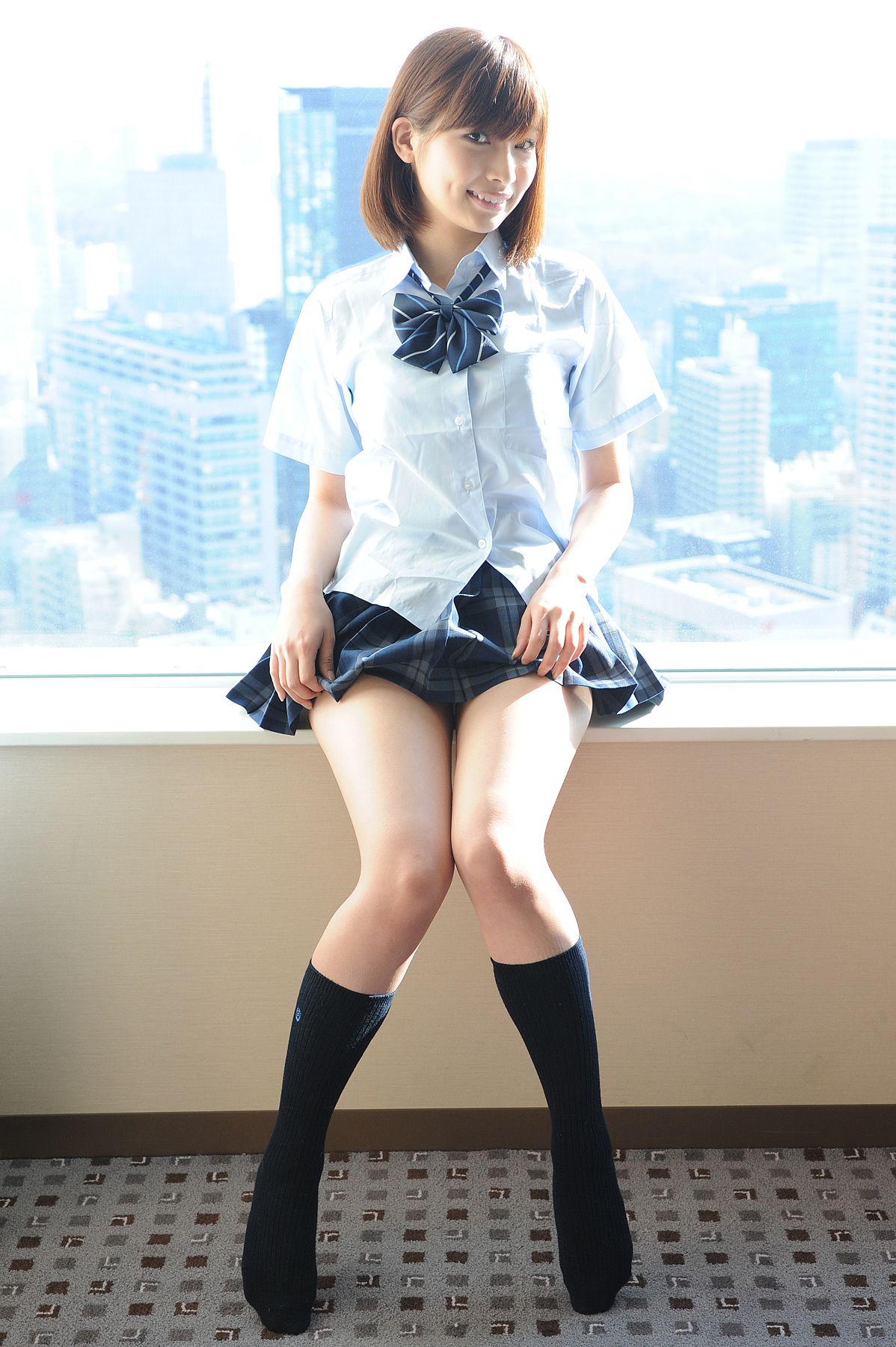 岬はる香《校服少女诱惑》 [BWH] BWH0186