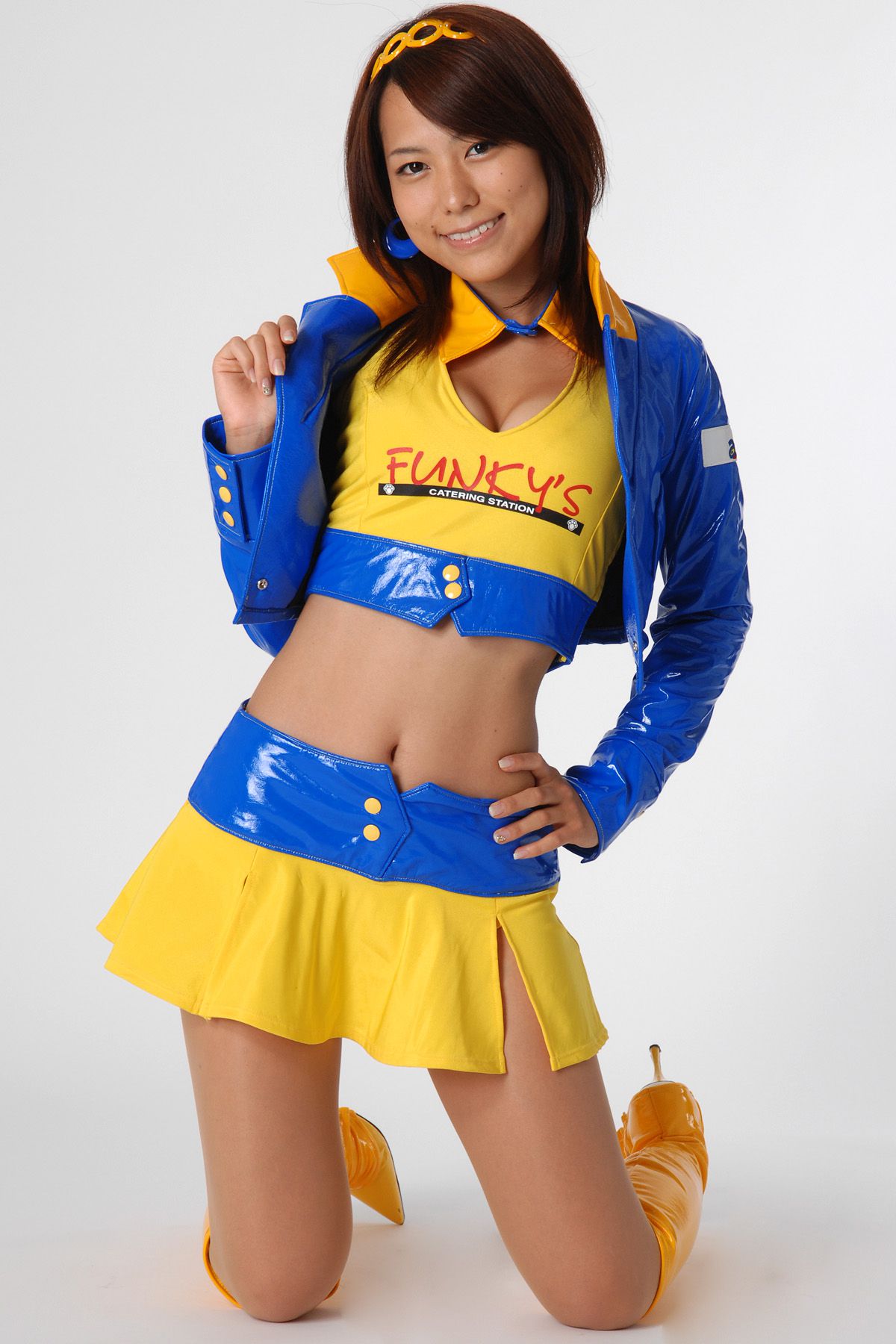 [BWH] HRQ0079 柏木美里《赛车女郎+泳装高叉》