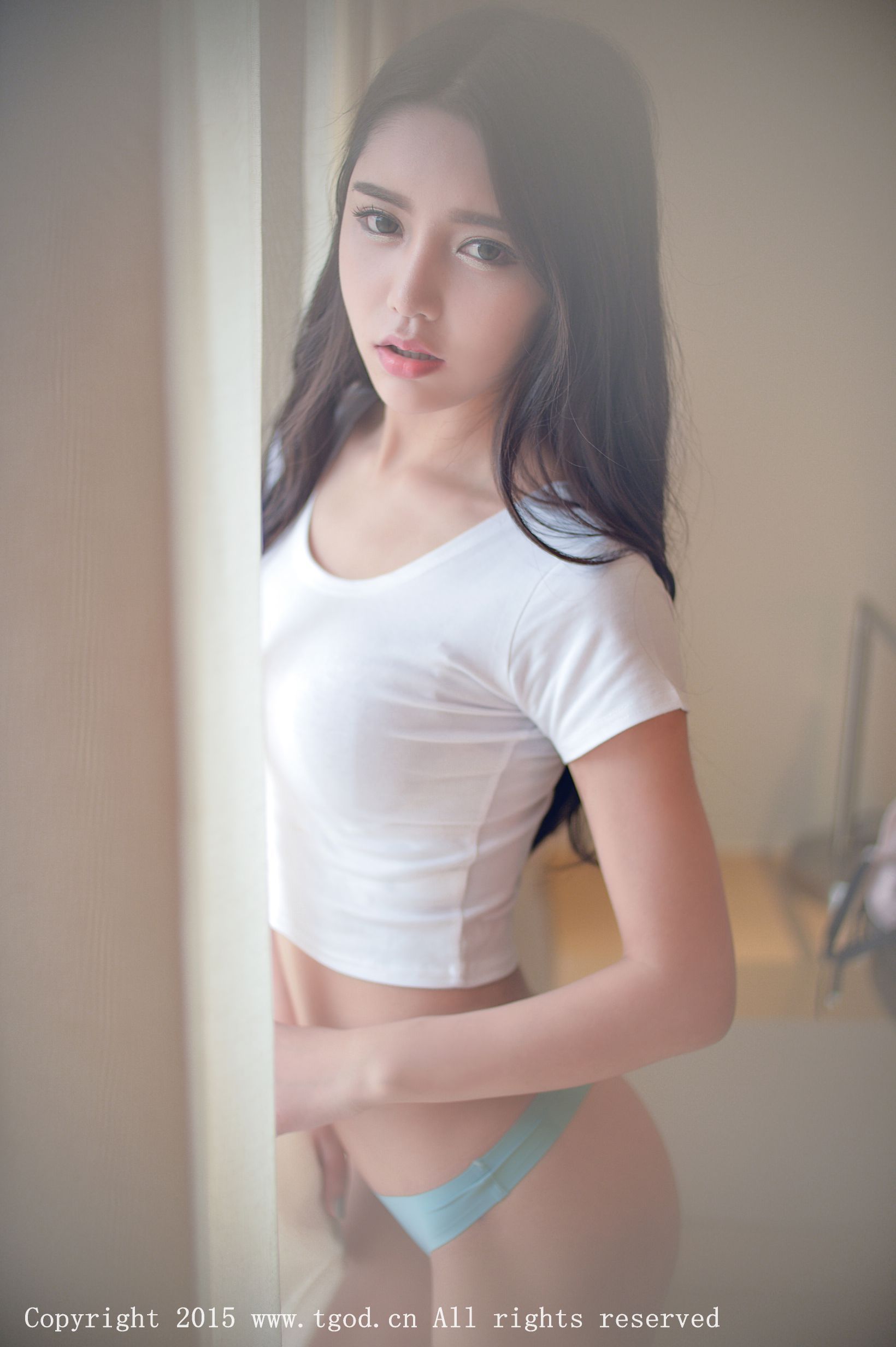 徐妍馨Mandy《普吉岛旅拍》极品吊带短裤女神 [TGOD推女神] 写真集