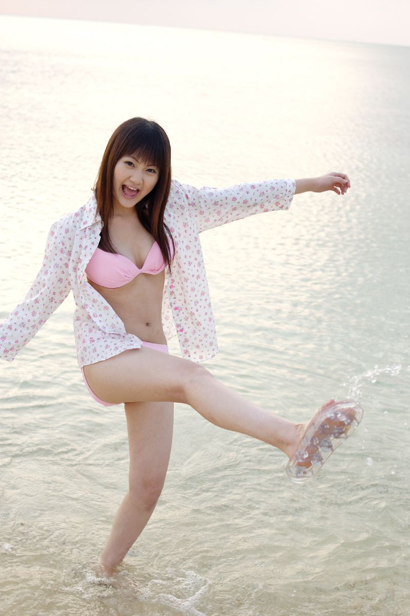 浜田翔子 《Strawberry》 [For-side]