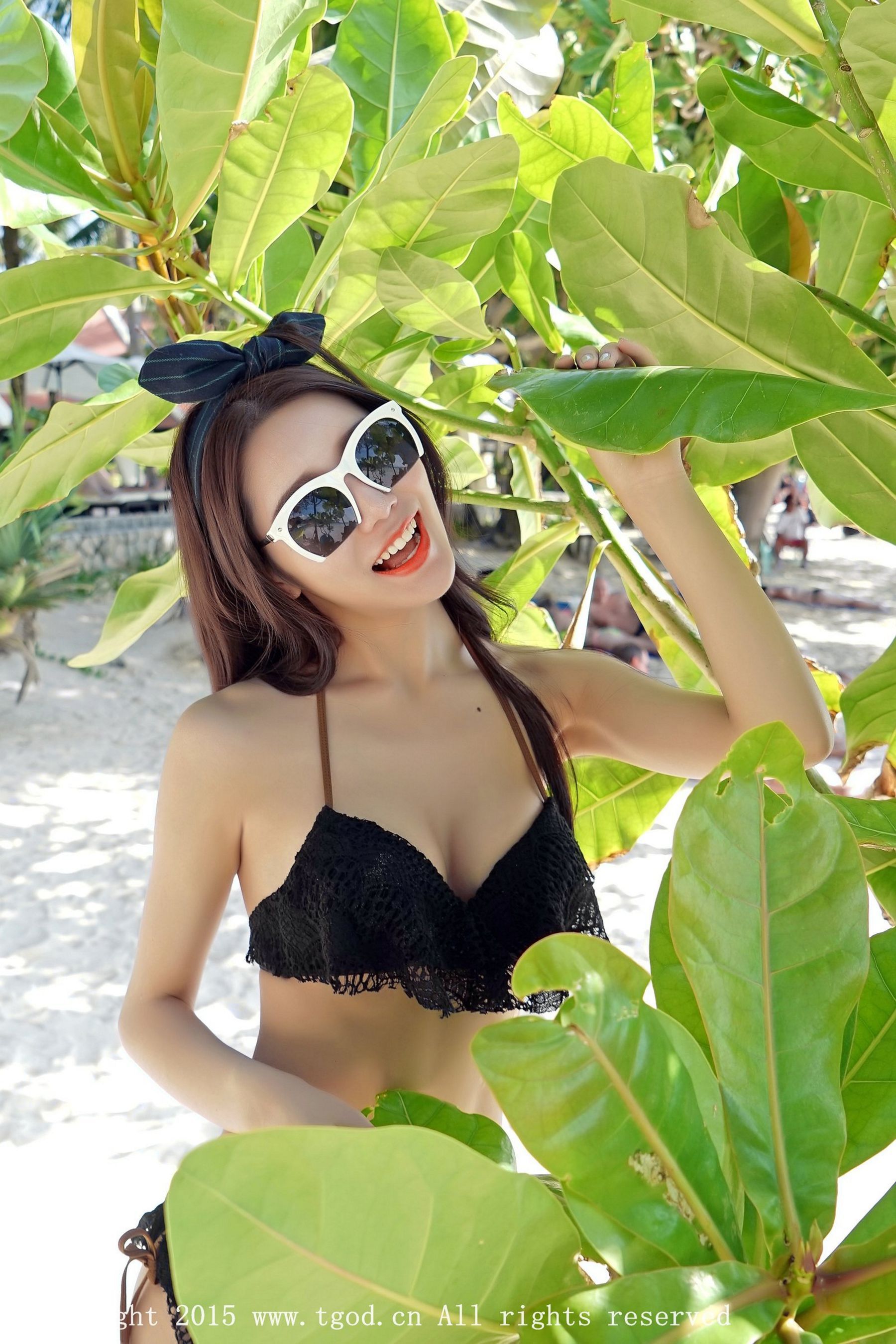 徐妍馨Mandy《普吉岛旅拍》极品比基尼女神 [TGOD推女神] 写真集