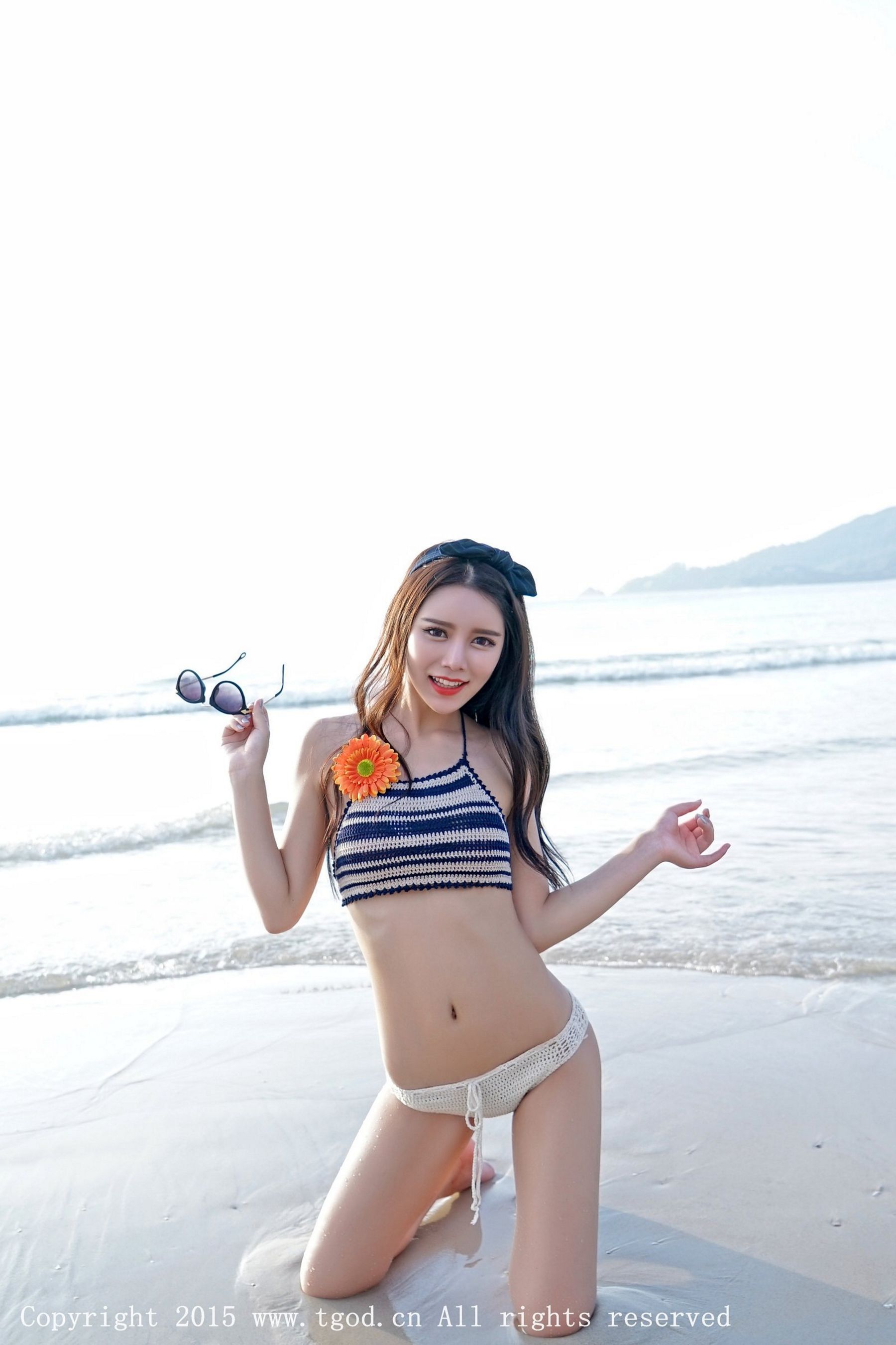 徐妍馨Mandy《普吉岛旅拍》极品比基尼女神 [TGOD推女神] 写真集