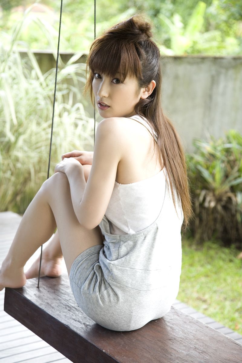 熊田曜子 《Tropical Blossom》 [For-side]
