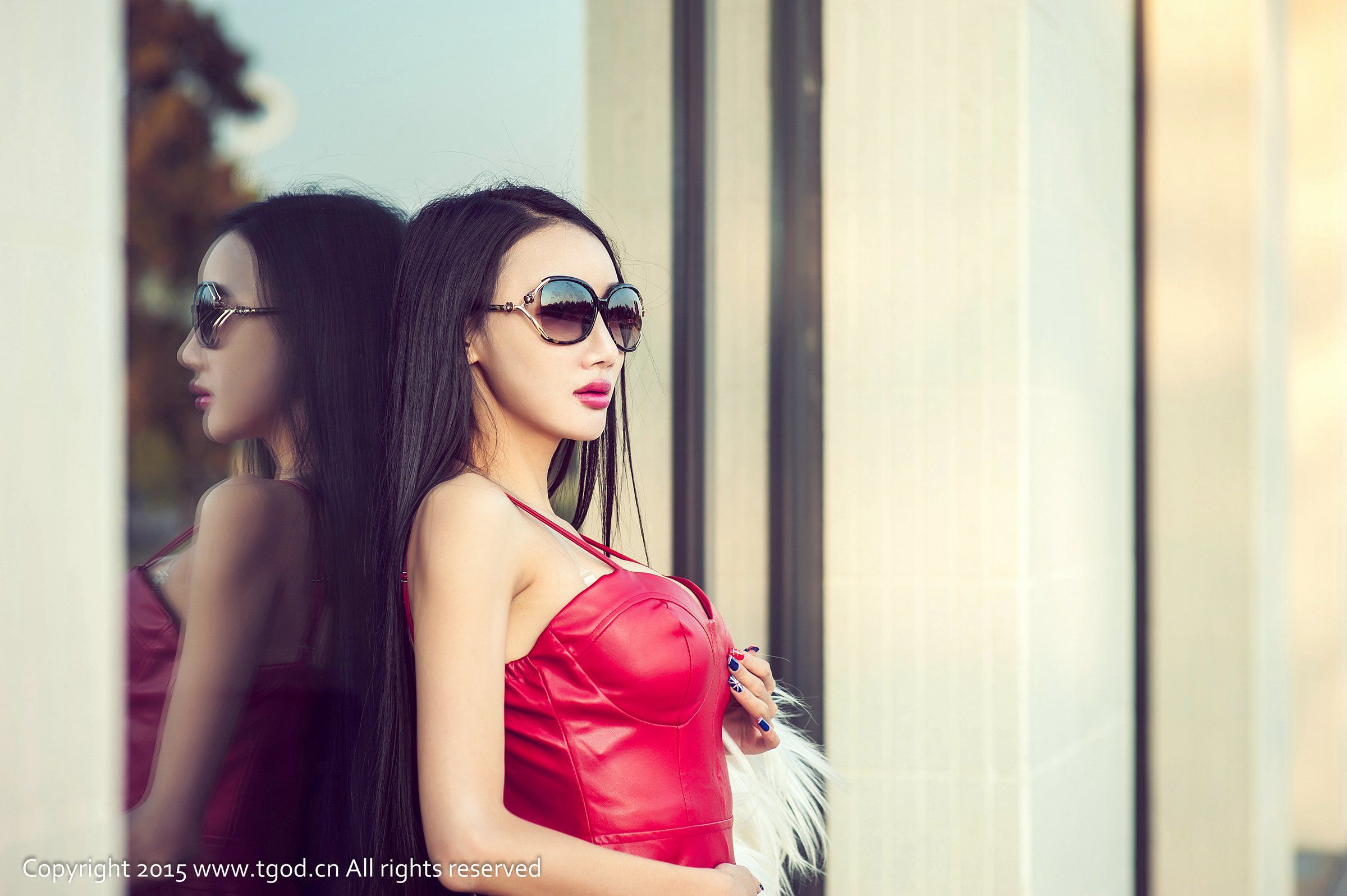 婕西儿《甜美性感 大波来袭》第一辑 [TGOD推女神] 写真集