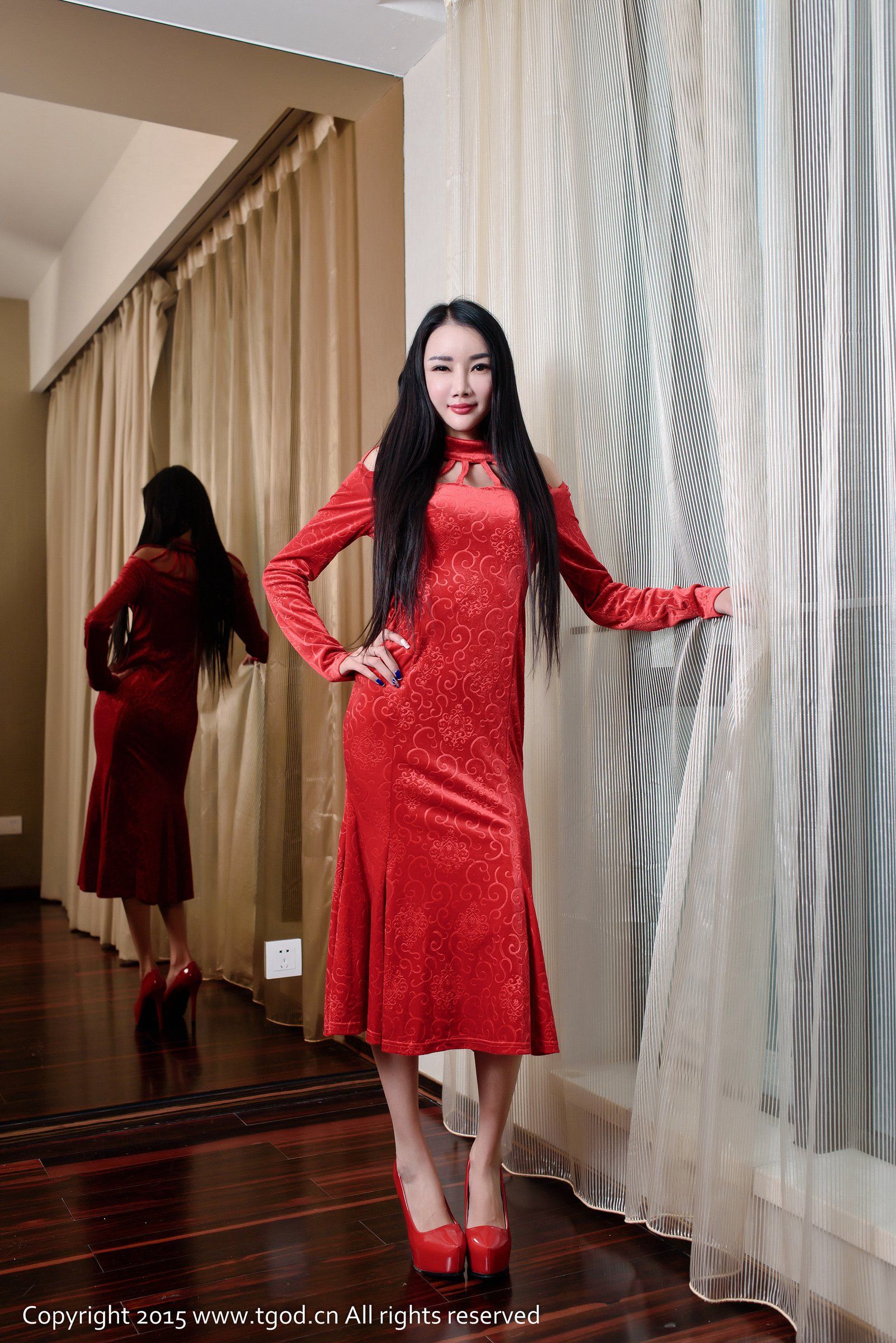 婕西儿jessie《迷人身段 魅惑的眼神》 [TGOD推女神] 写真集