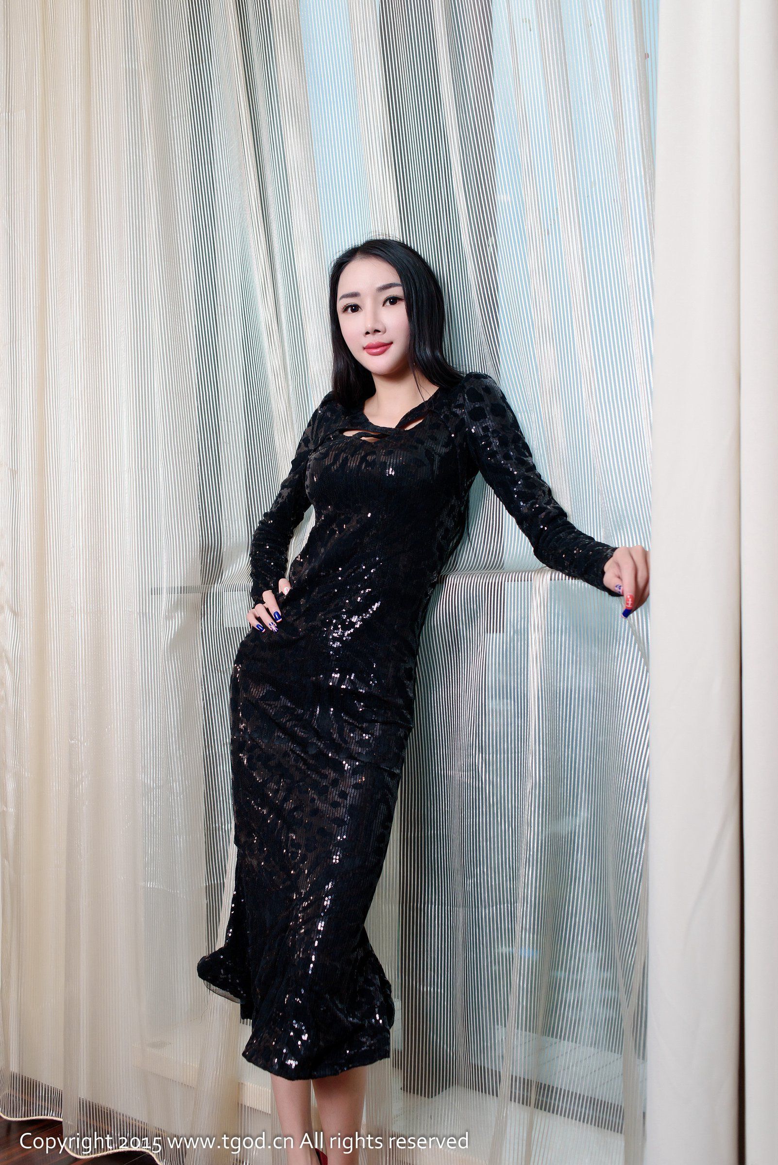 婕西儿jessie《迷人身段 魅惑的眼神》 [TGOD推女神] 写真集