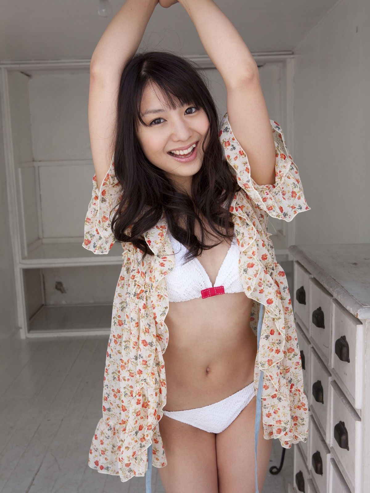 小池唯《Make Me Happy!》  [Sabra.net]
