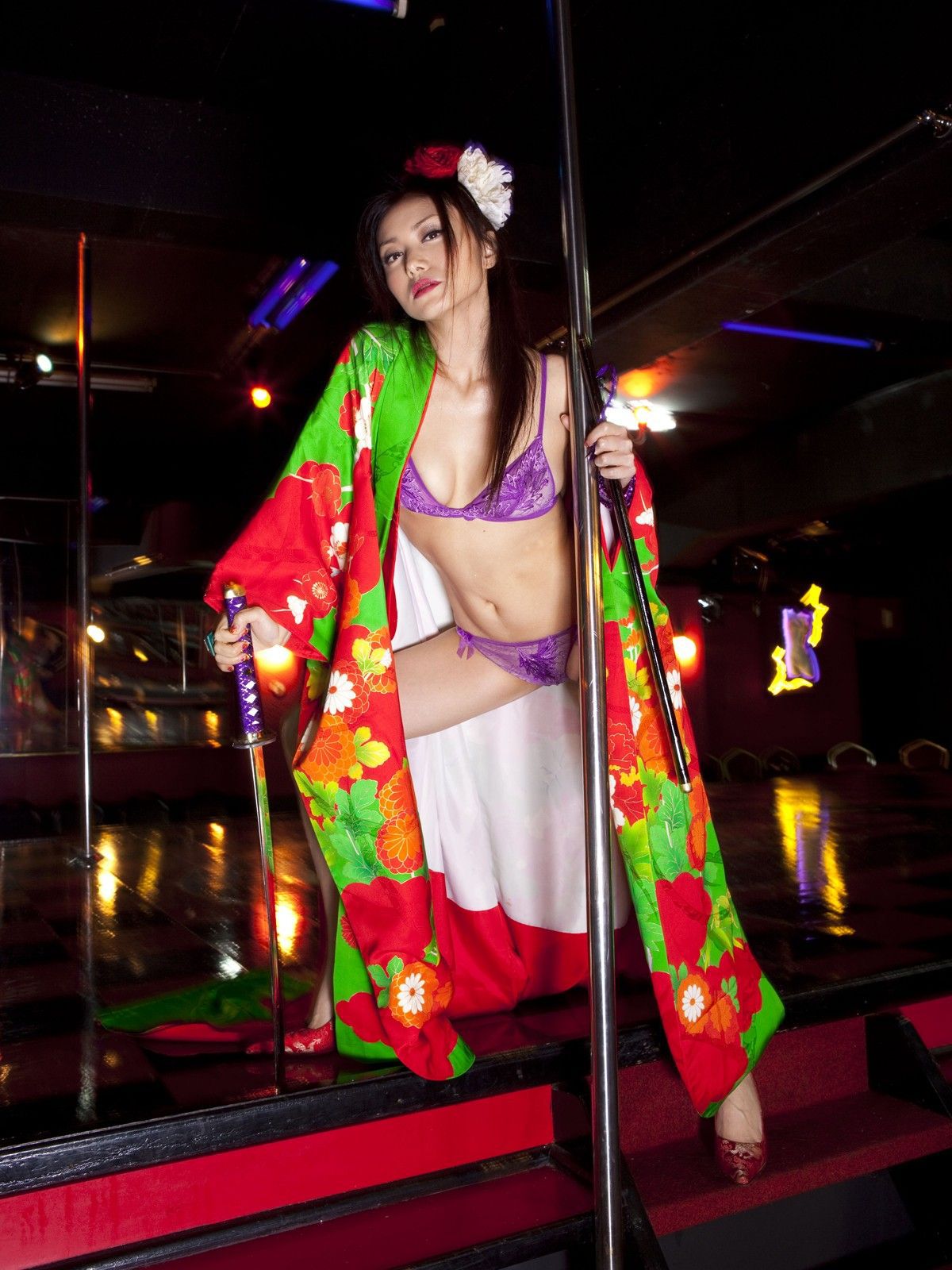 高桥智秋 《Juicy Dancing》  [Sabra.net] Cover Girl