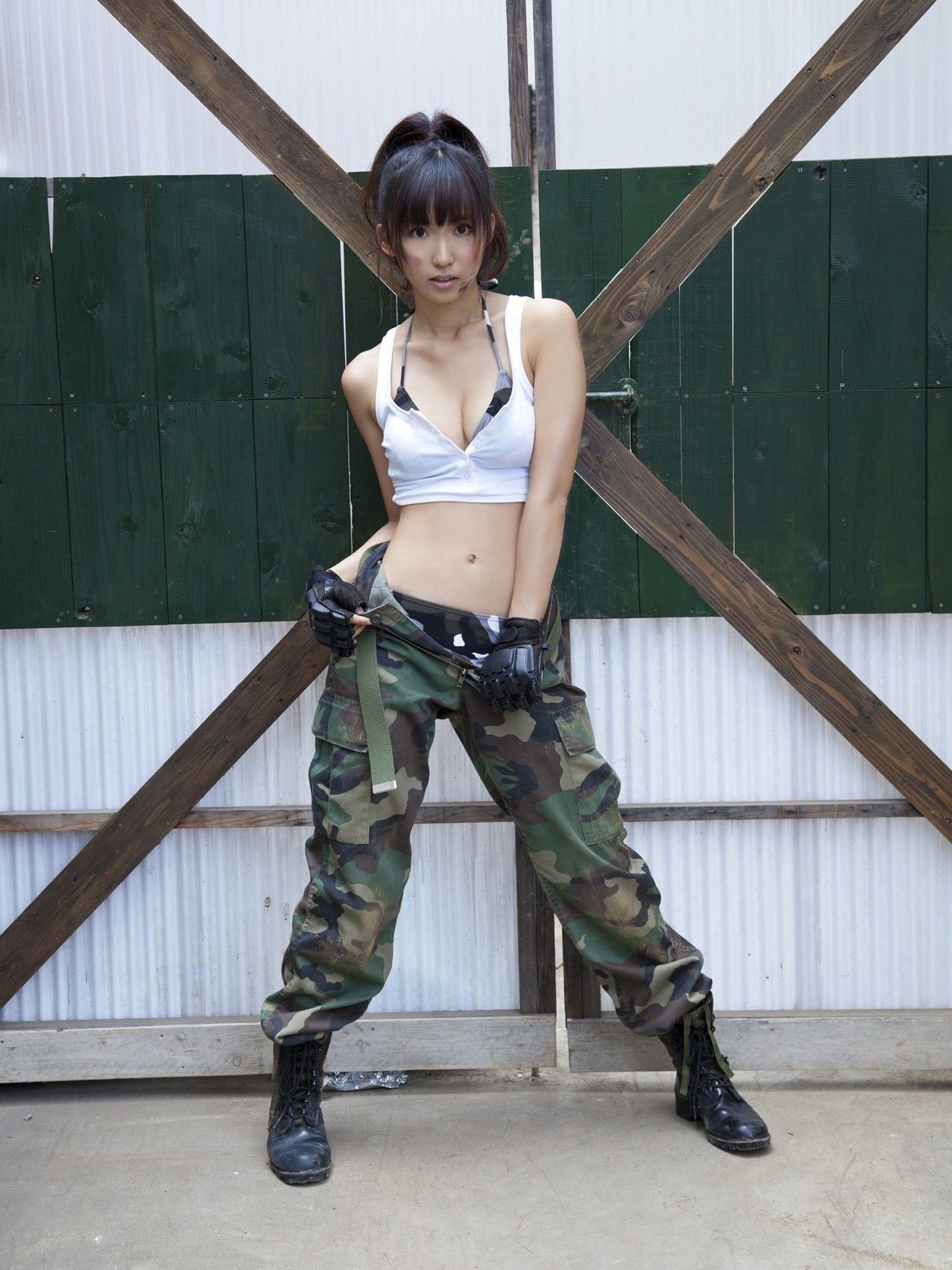 吉木りさ《OFFENSE & DEFENSE》  [Sabra.net] Cover Girl