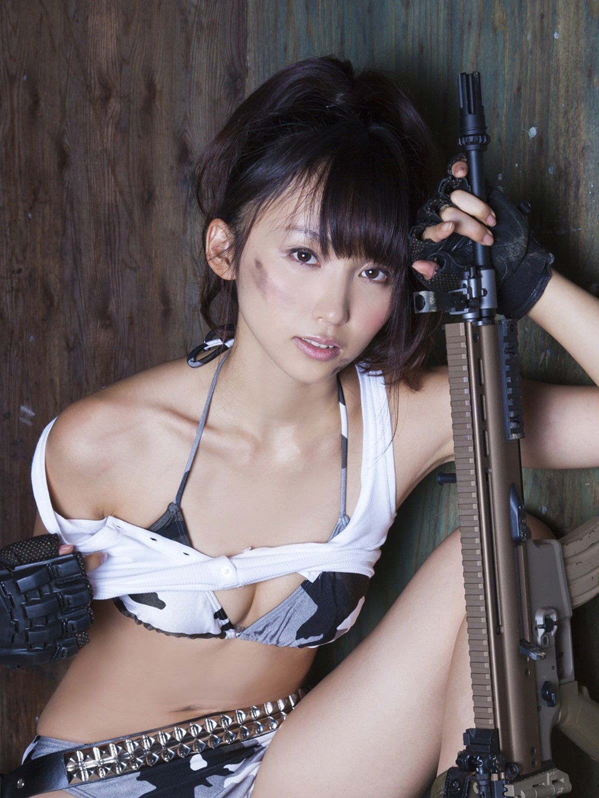 吉木りさ《OFFENSE & DEFENSE》  [Sabra.net] Cover Girl