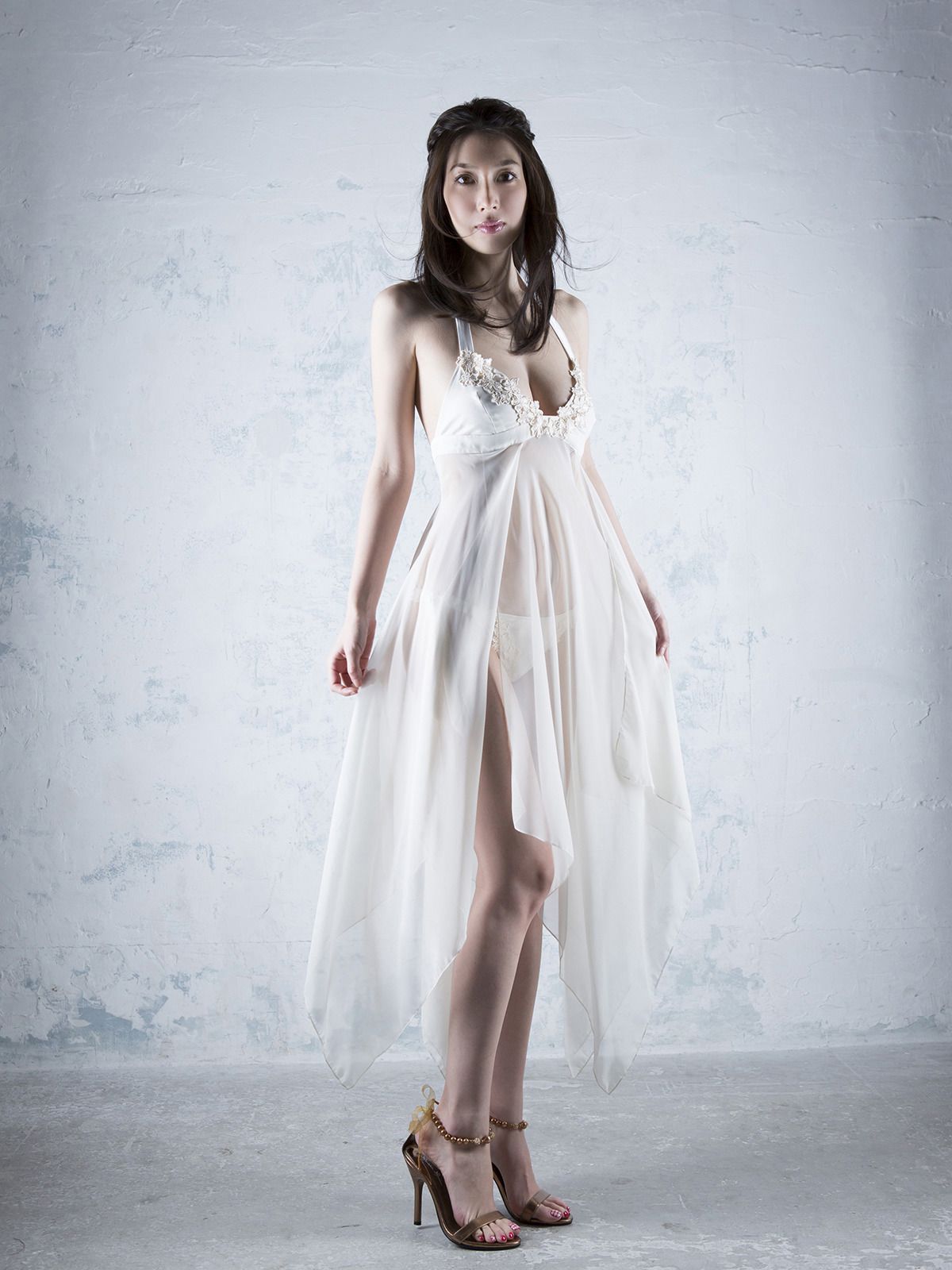 小林恵美《BLACK_WHITE》  [Sabra.net] Cover Girl