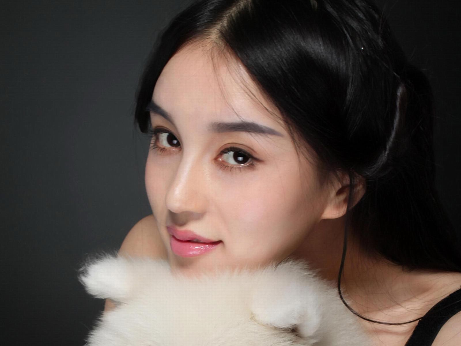 混血美女模特石一伊 棚拍图片