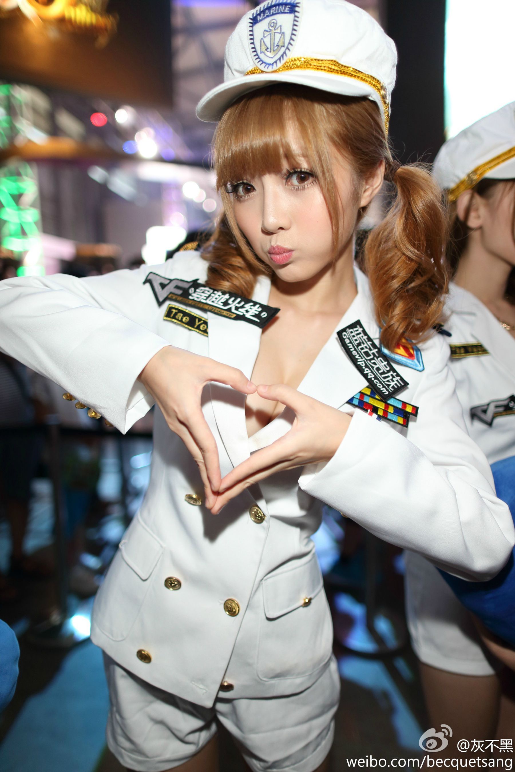 孙亦文Misa - 海军装ShowGirl图片合辑
