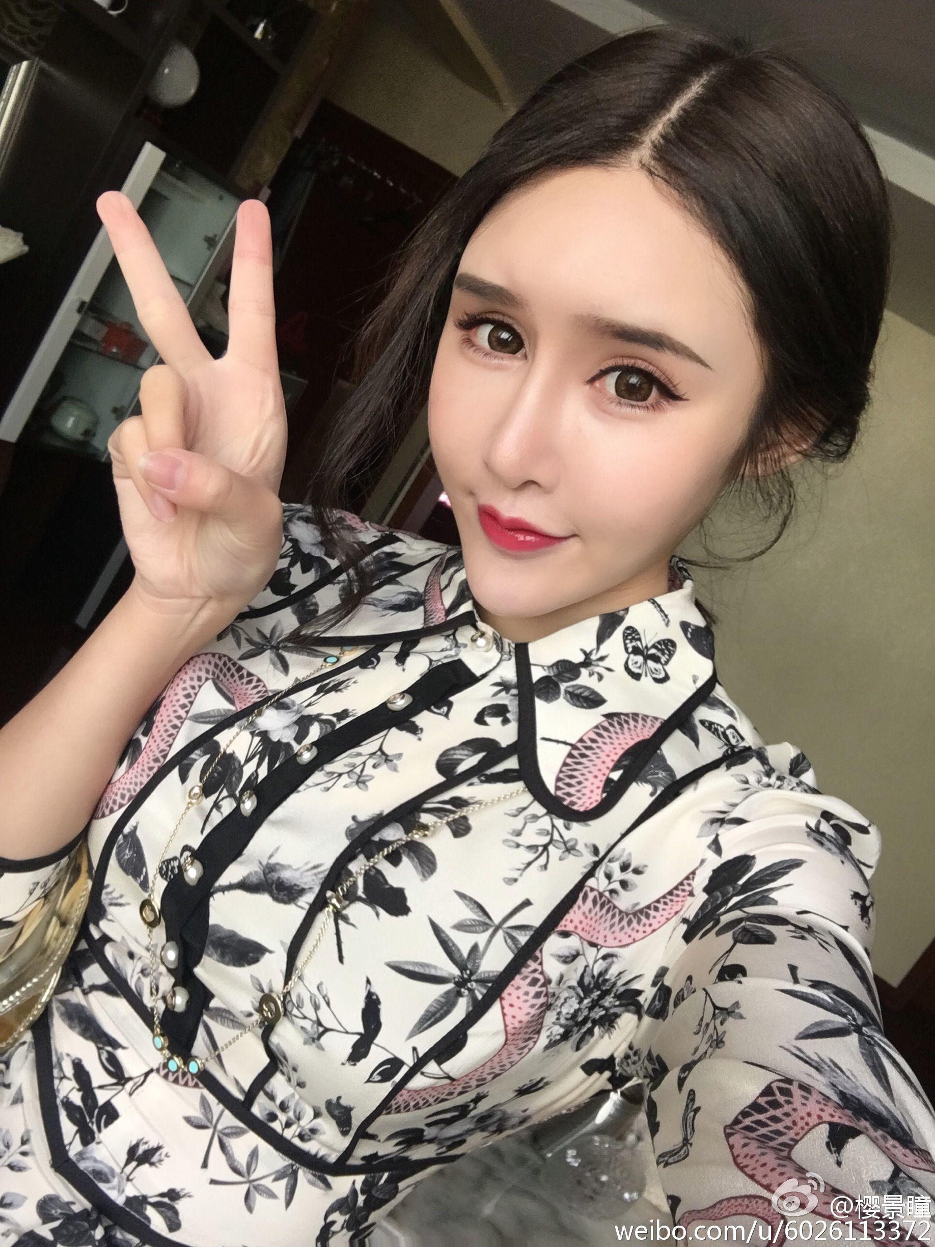 欣杨Kitty - 2017年微博私密美图合辑[超高清版]