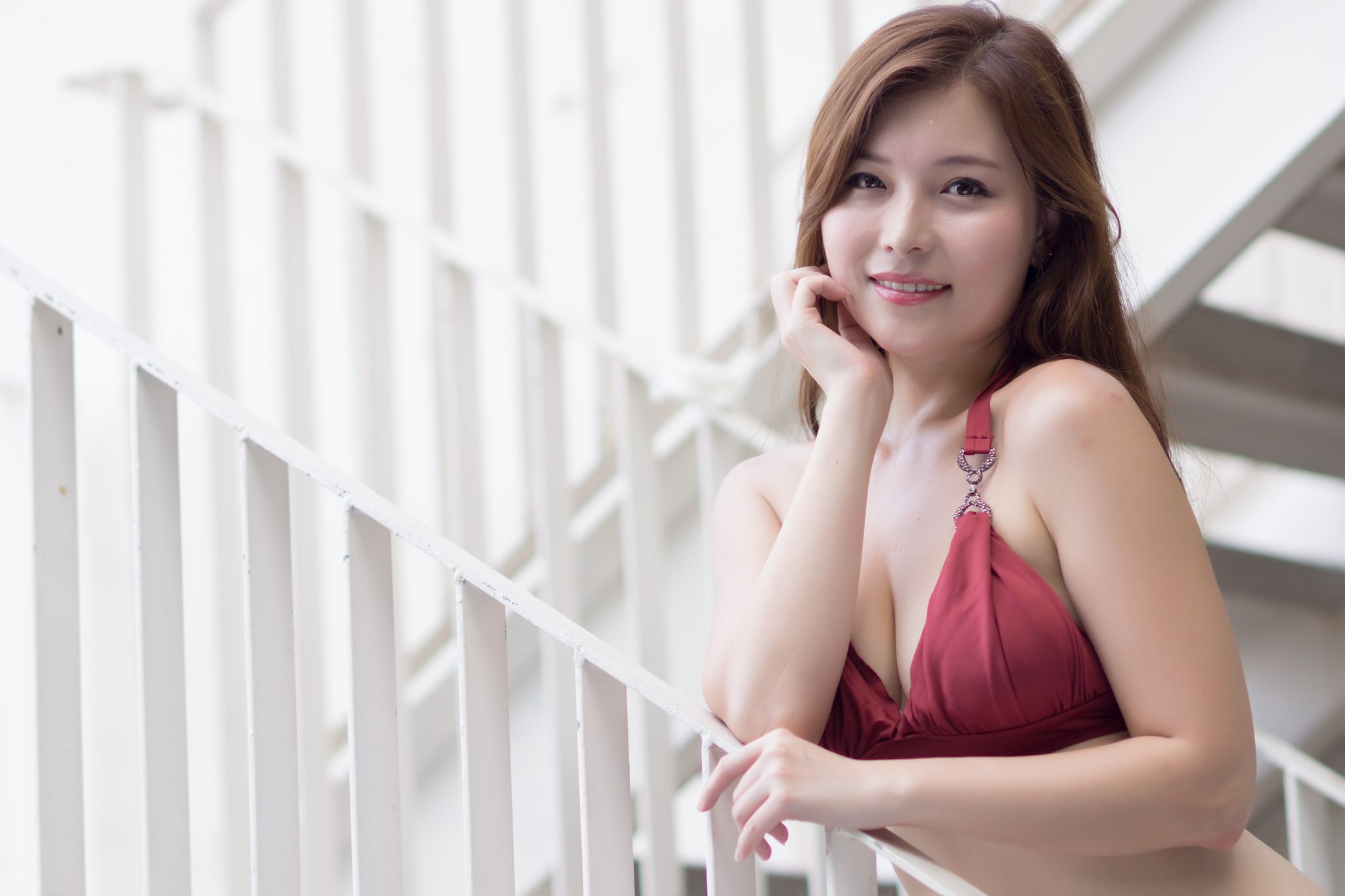 韩国轻熟女模特 Ellie Jung 比基尼