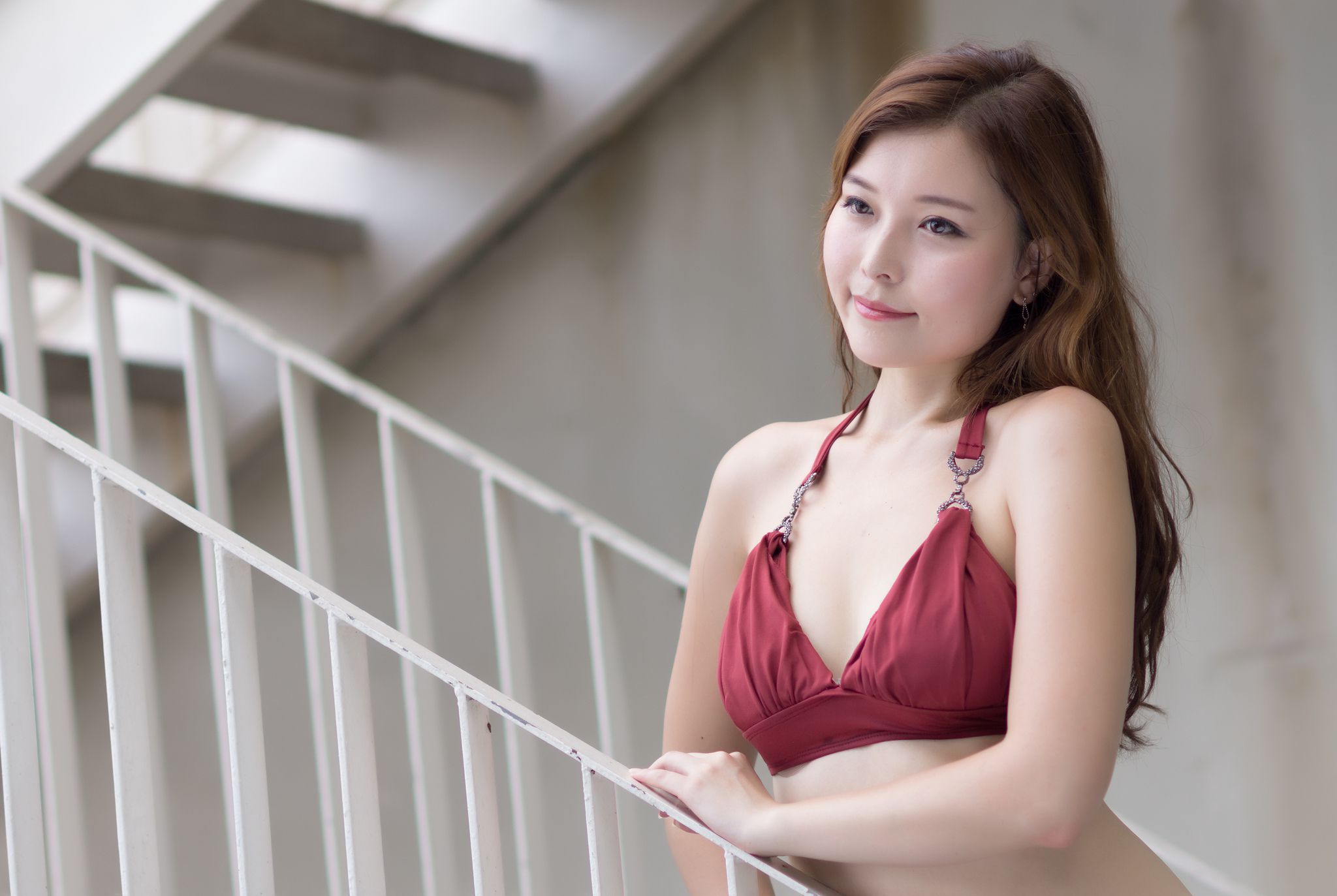 韩国轻熟女模特 Ellie Jung 比基尼