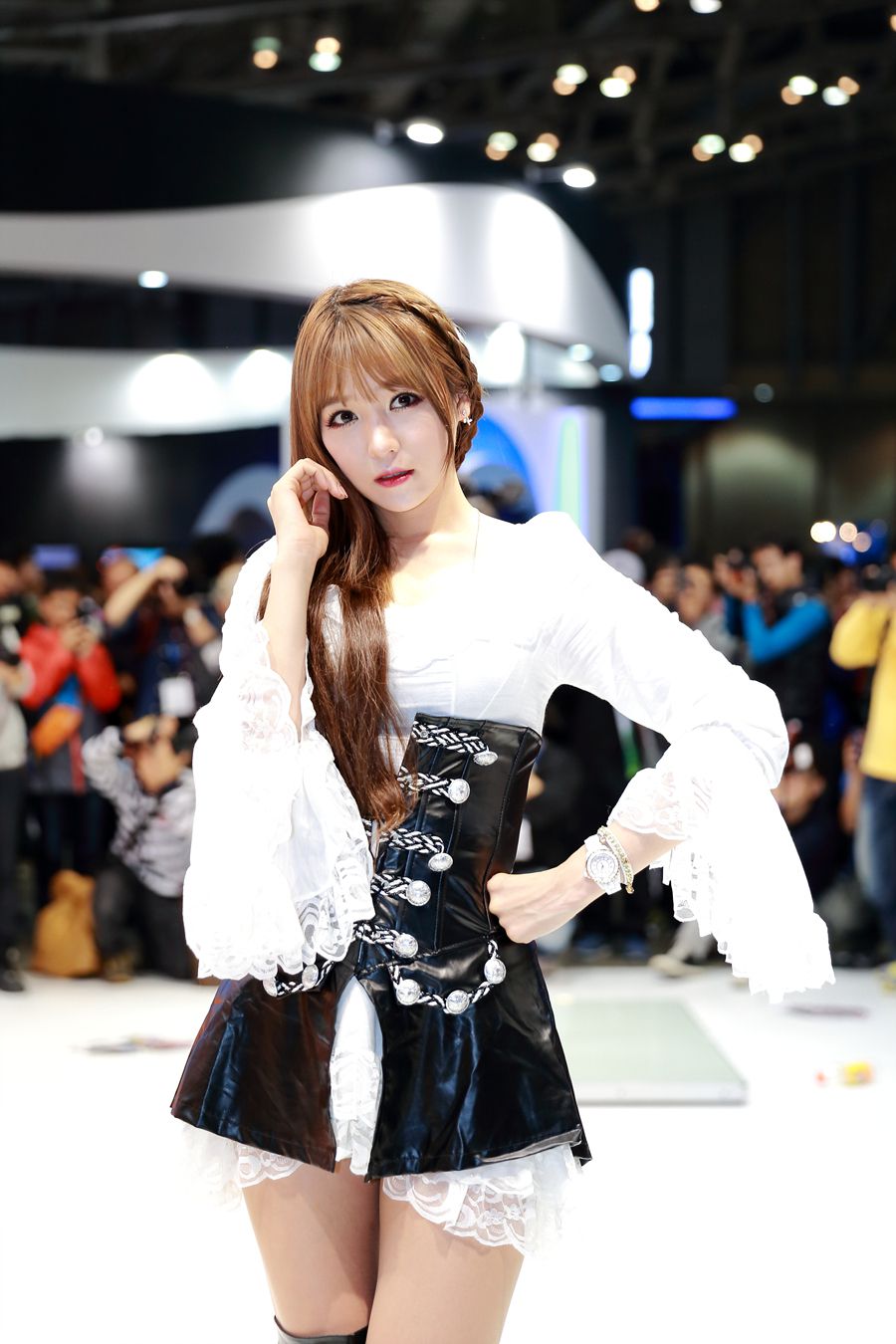 韩国ShowGirl美女李恩慧展台图片合辑