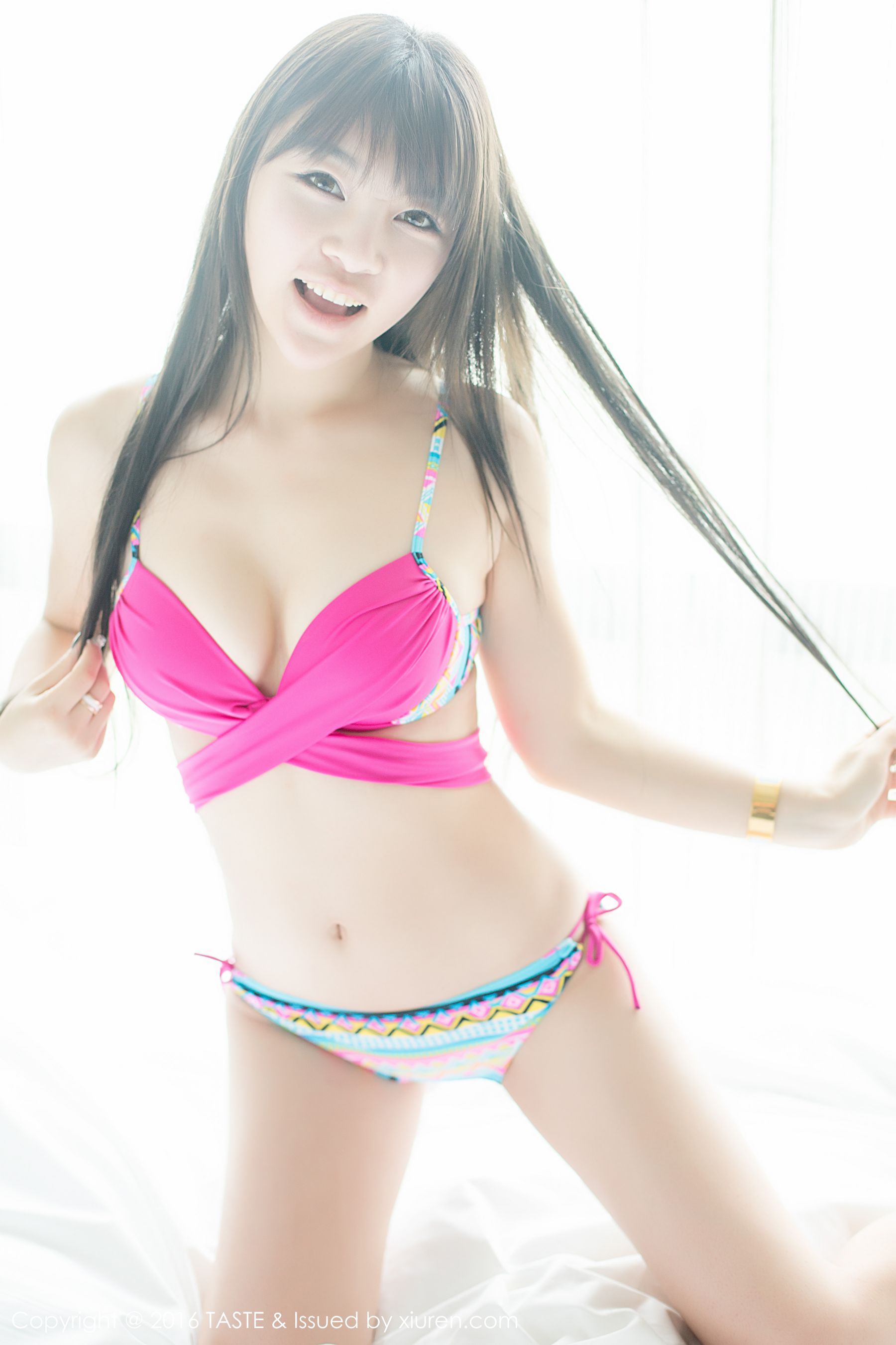 selina王玥晨《非诚勿扰女嘉宾》私房写真集 [TASTE顽味生活] Vol.022