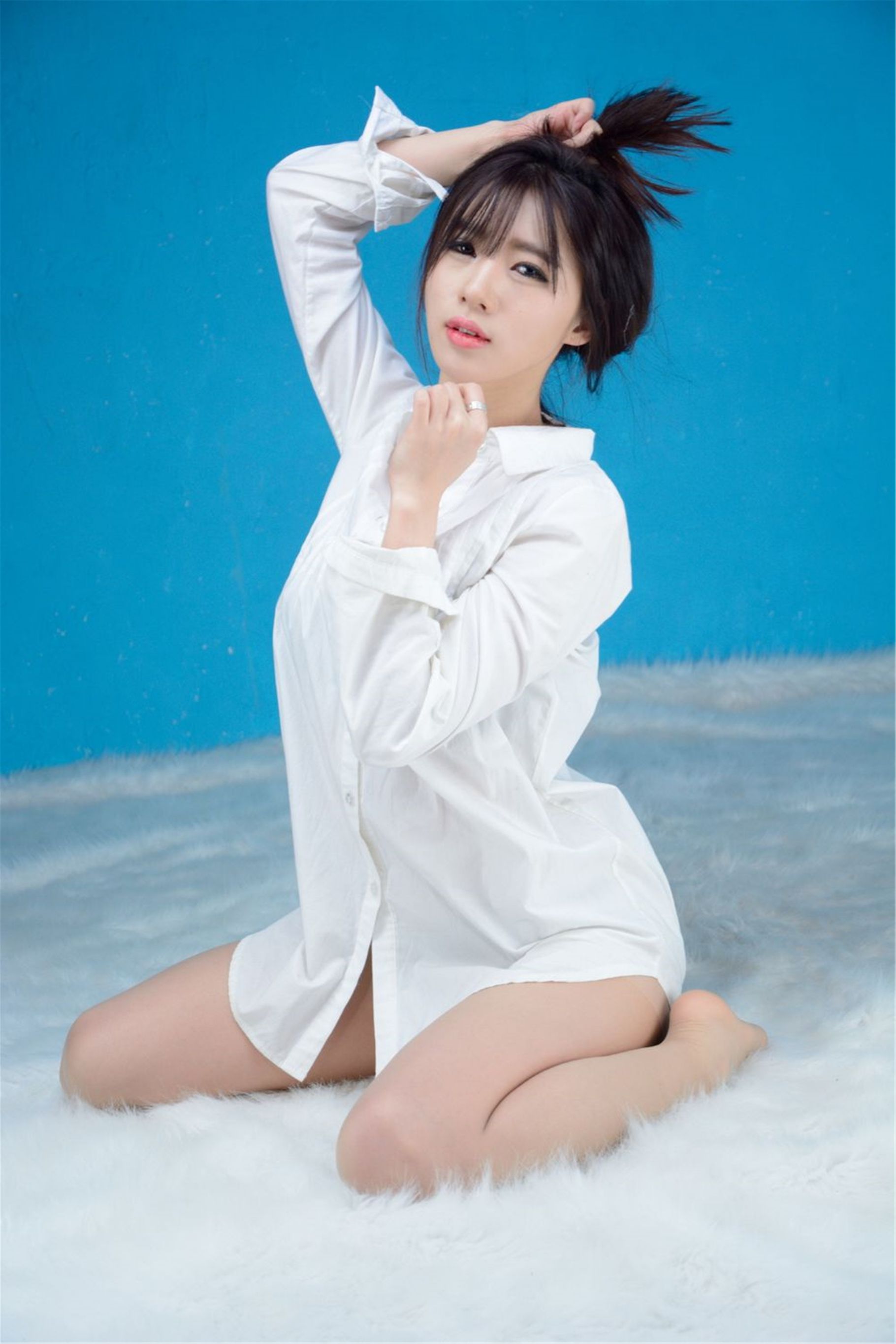 韩国美女宋珠娥《纯白玉兔》