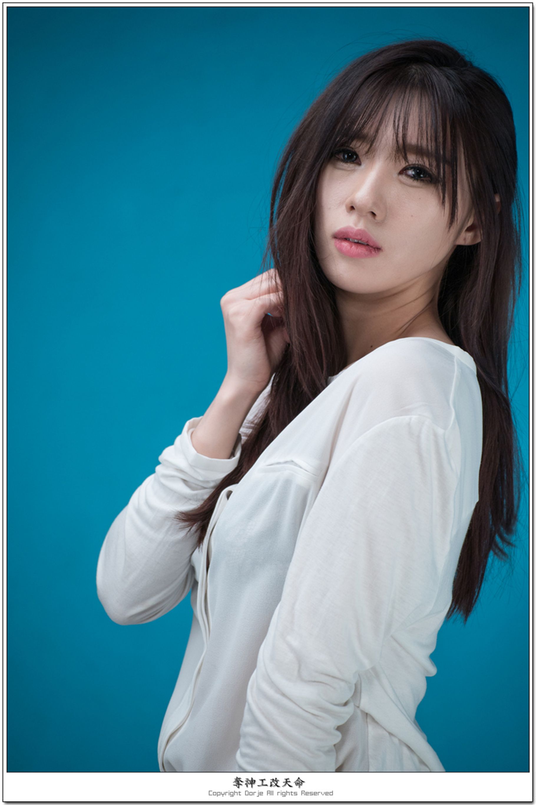 韩国美女宋珠娥《纯白玉兔》