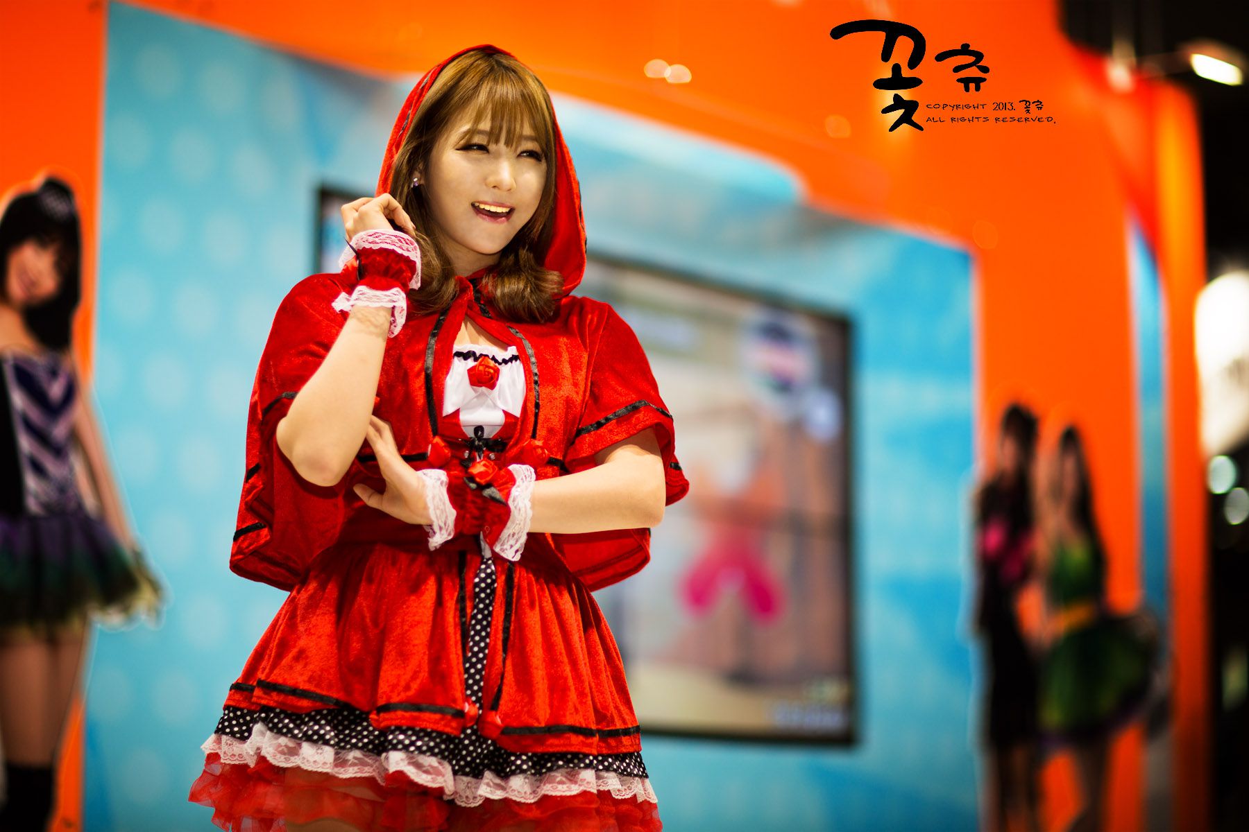 李仁慧《手机数码展COSPLAY系列》高清套图