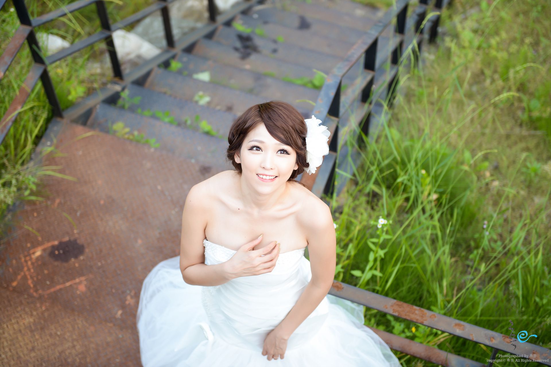 李恩慧《外拍唯美婚纱系列》套图