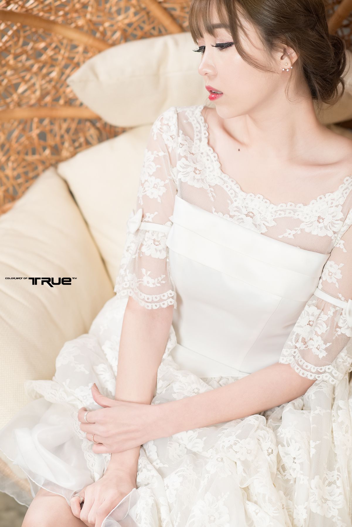 李恩慧《外拍唯美婚纱系列》套图