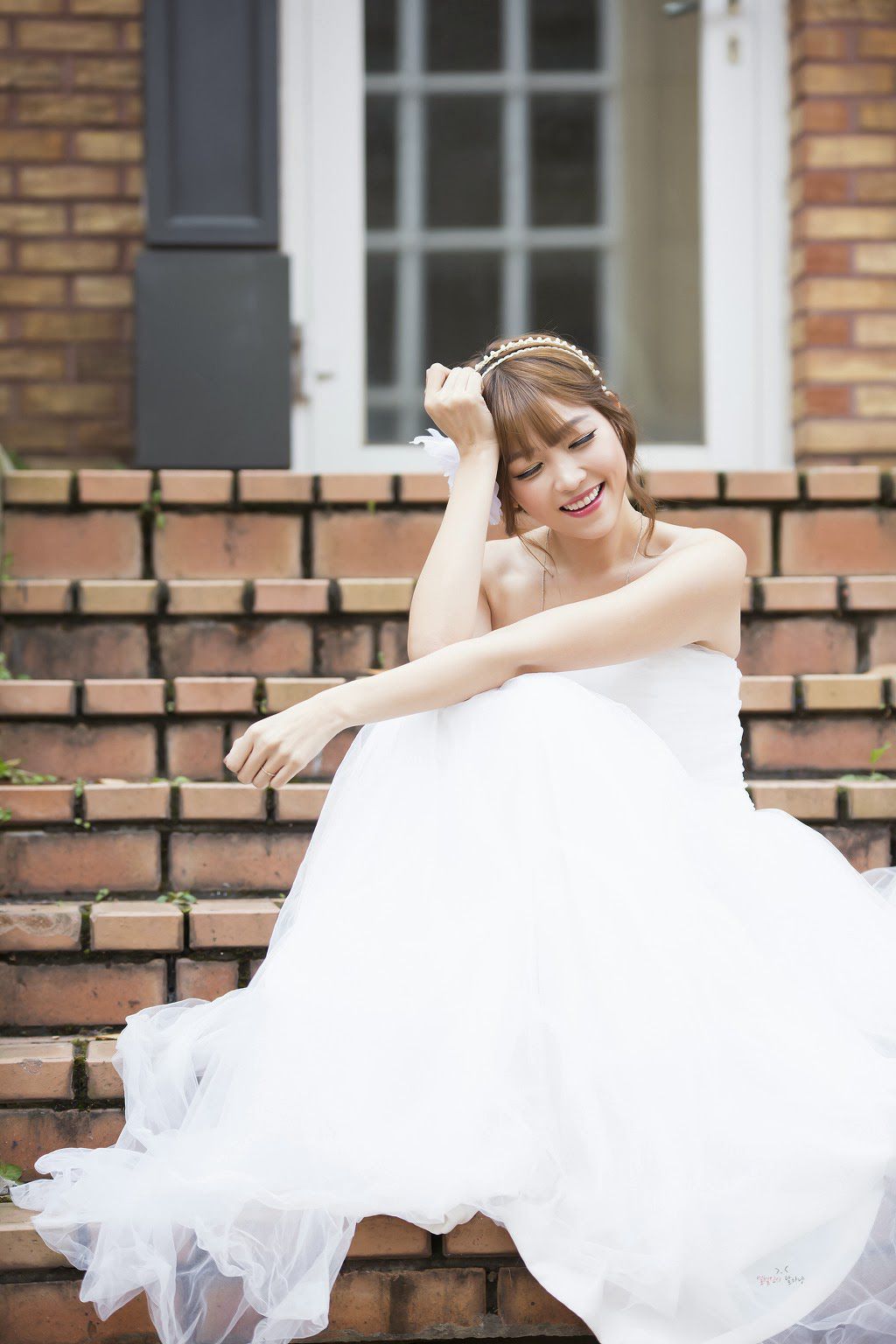 李恩慧《外拍唯美婚纱系列》套图