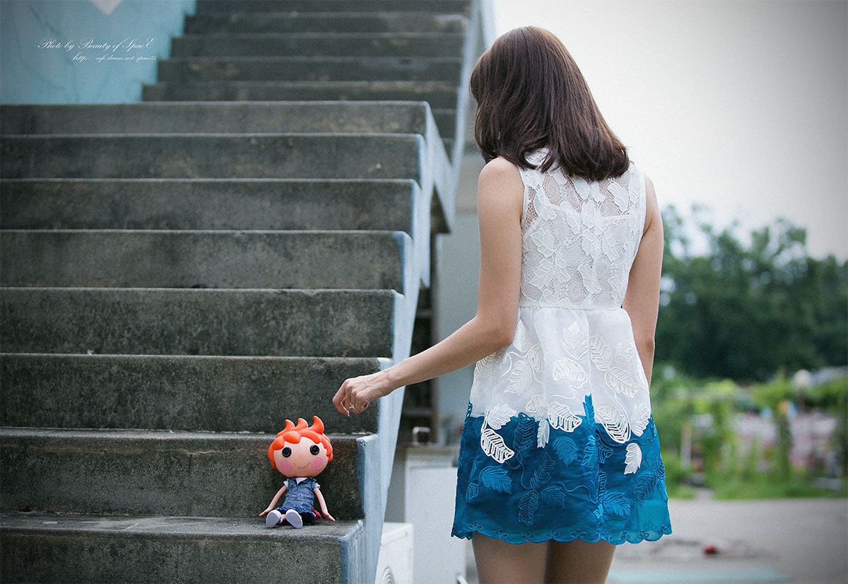 极品女神李恩慧/???《街拍蕾丝连衣裙》