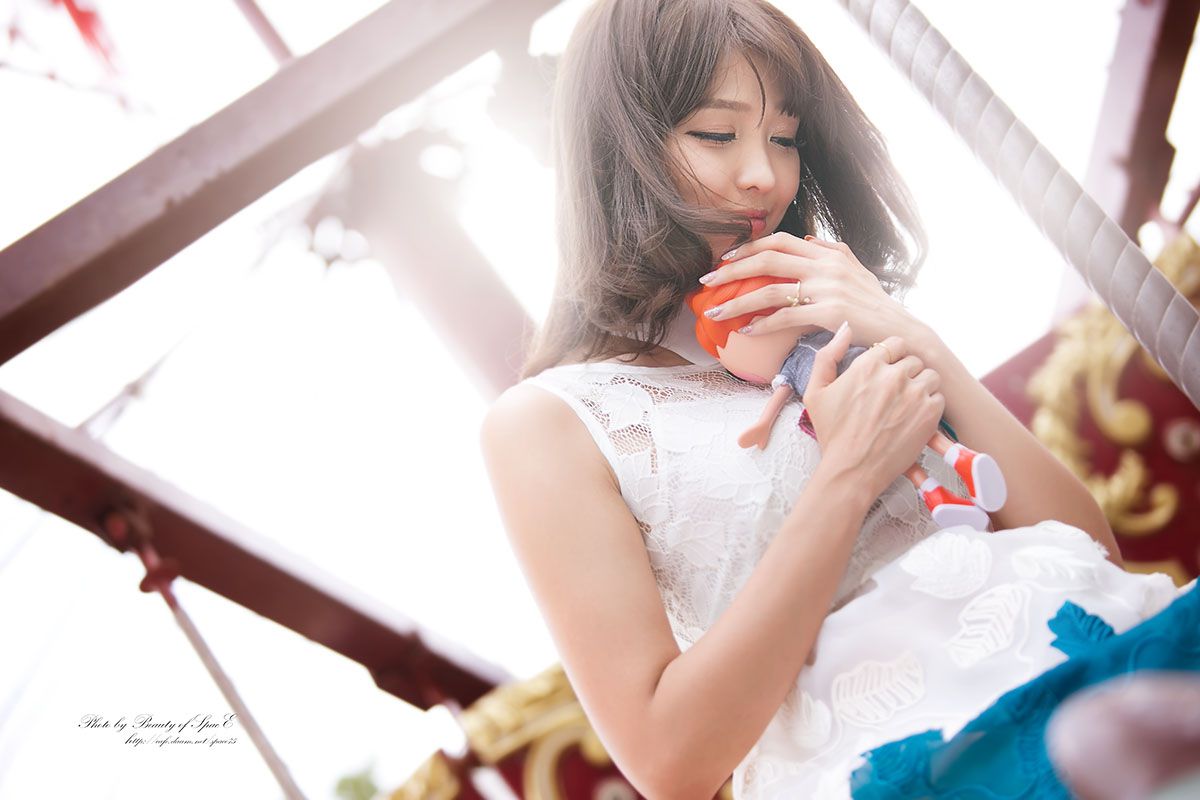 极品女神李恩慧/???《街拍蕾丝连衣裙》