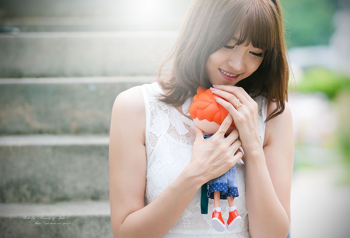 极品女神李恩慧/???《街拍蕾丝连衣裙》