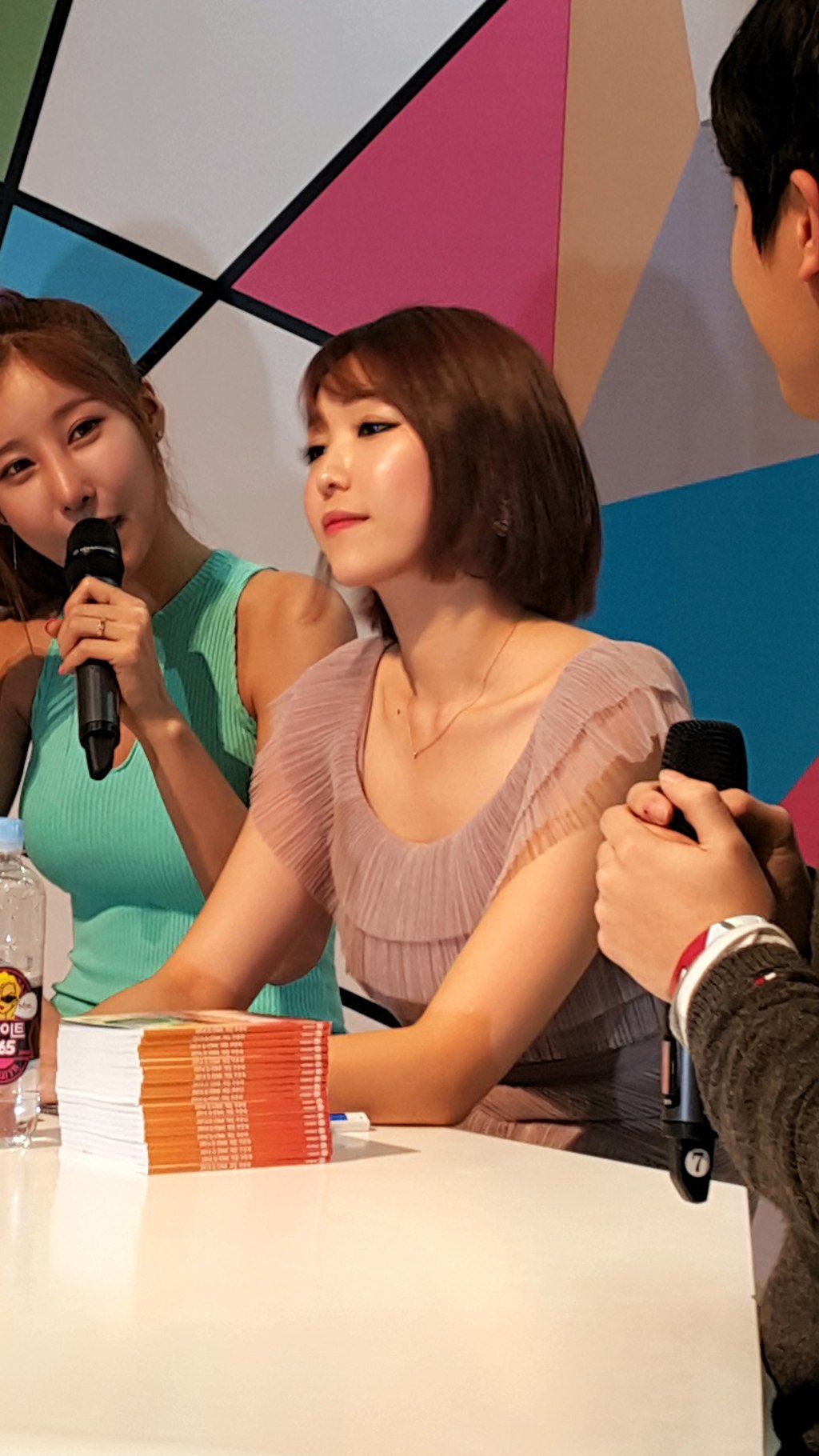 展台美女李恩慧《ShowGirl韩国国际游戏展2014Gstar》套图