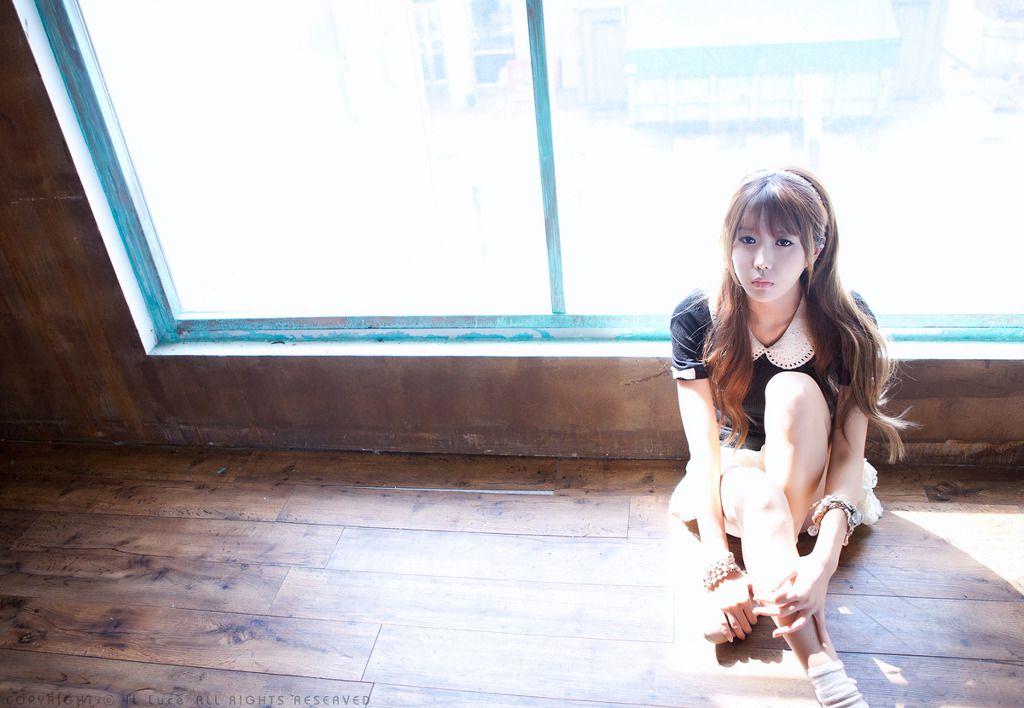 韩国少女许允美 Heo Yun Mi《光影下的美人》