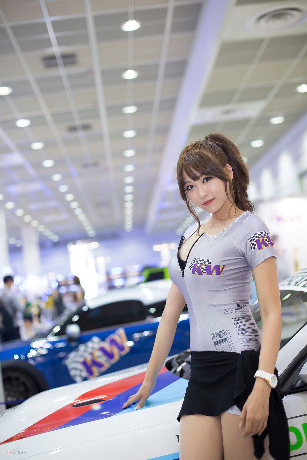 车模李恩慧《赛车展图片合集》高清套图