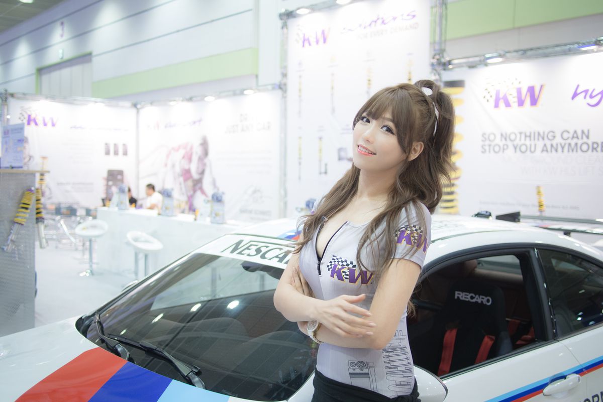 车模李恩慧《赛车展图片合集》高清套图