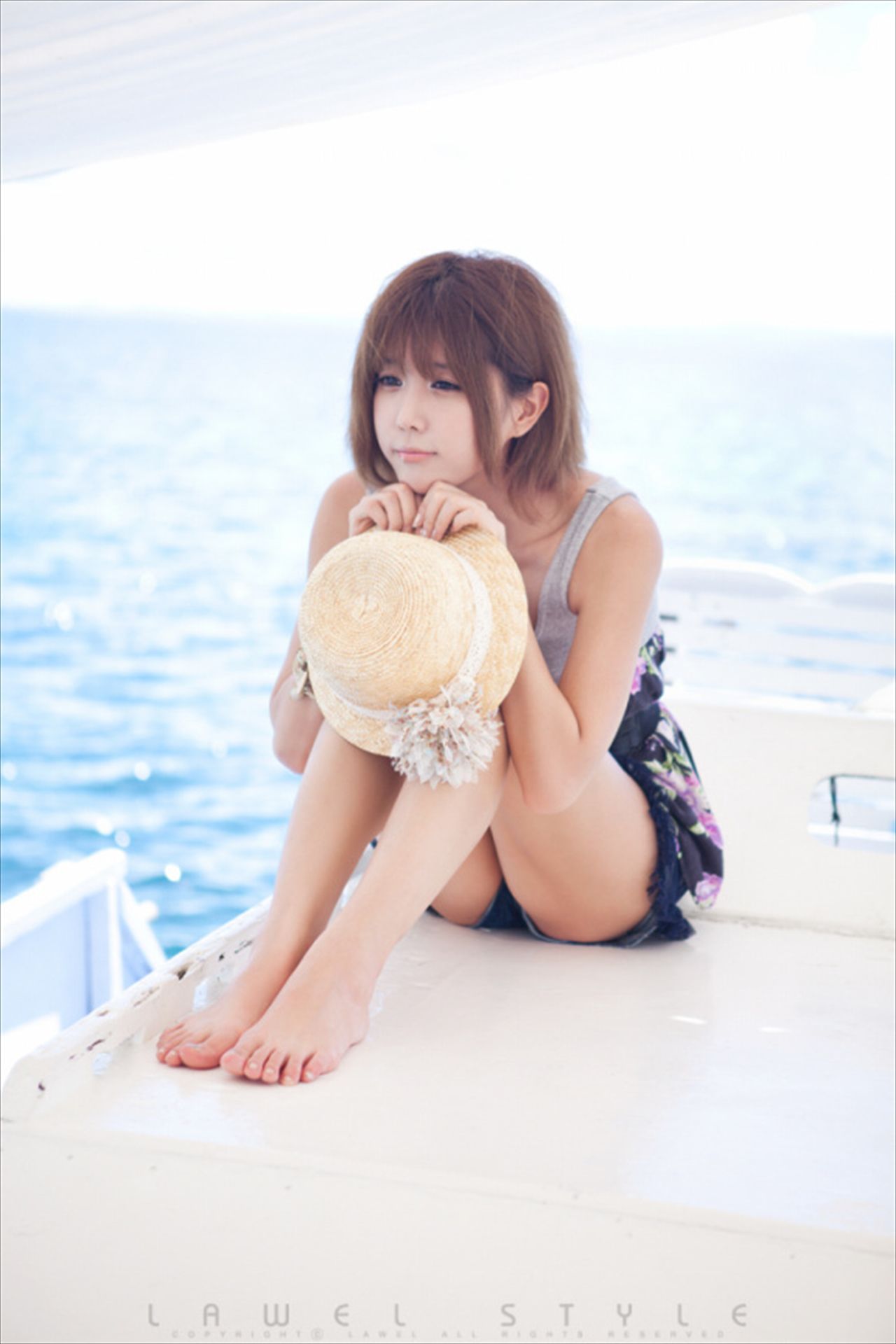 许允美《海上游艇女神》
