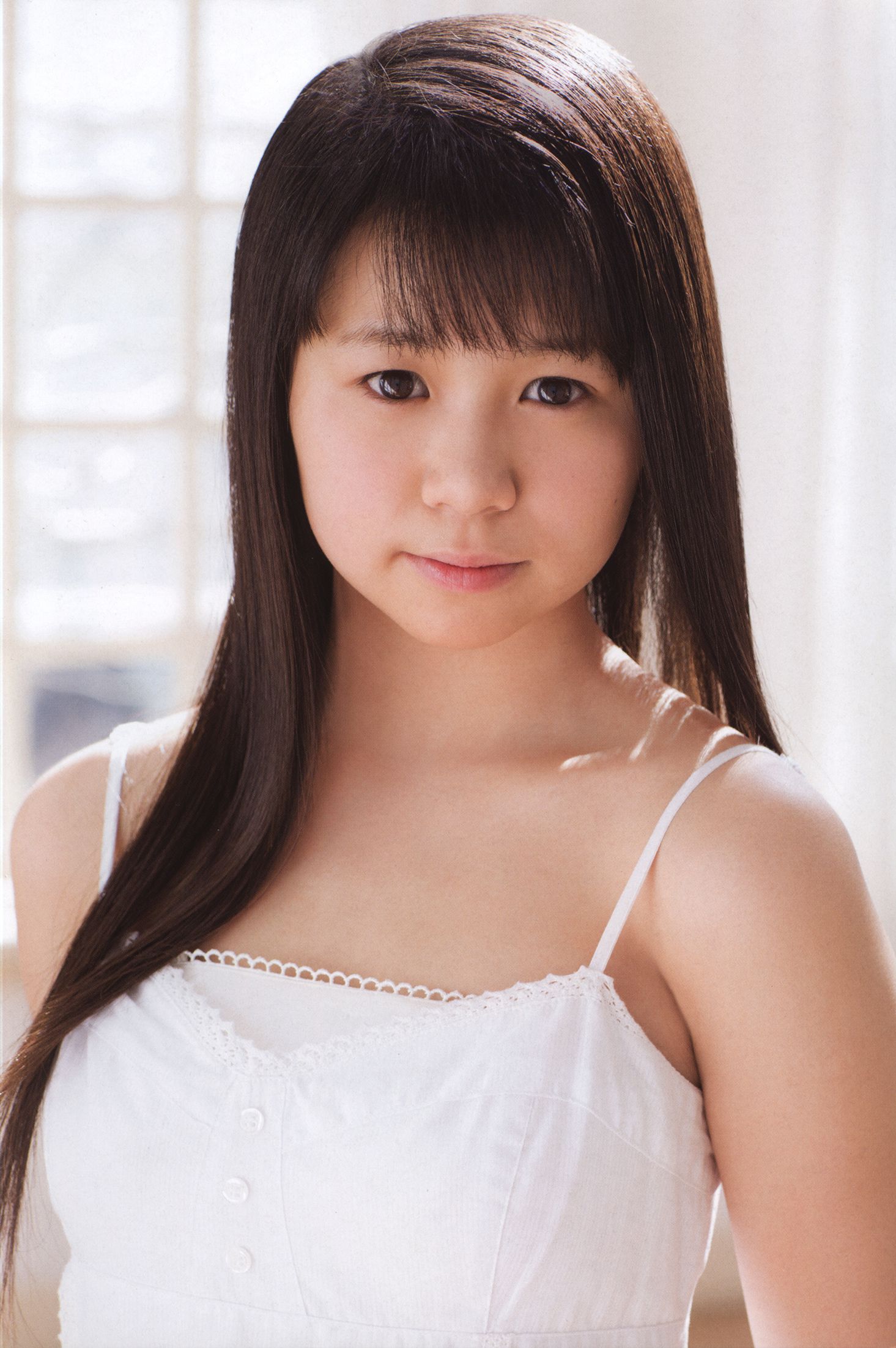 日本美少女组合Juice=Juice《OFFICIAL PHOTO BOOK》