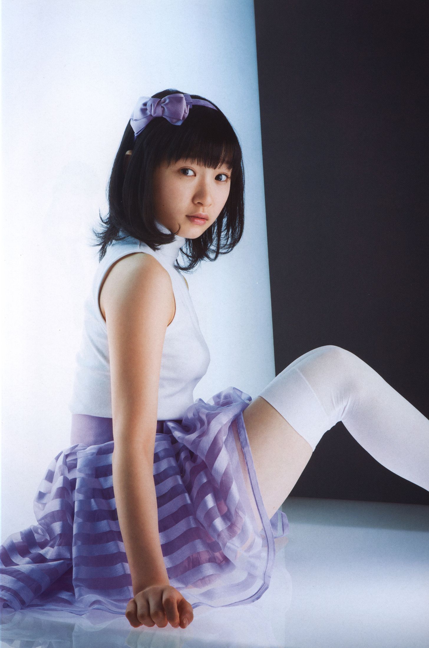 日本美少女组合Juice=Juice《OFFICIAL PHOTO BOOK》