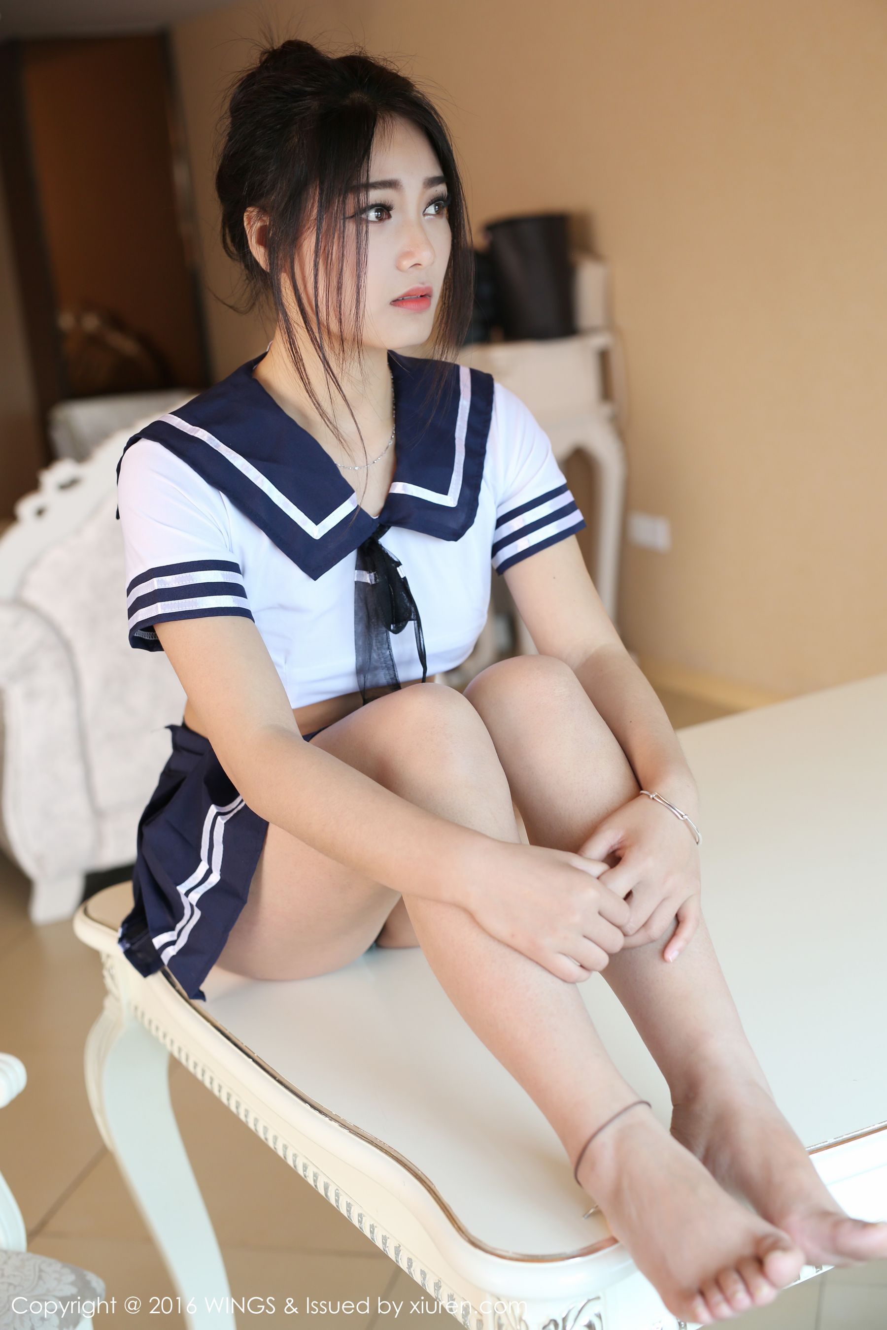 白微Sera《性感内衣+学生装》 [WingS影私荟] Vol.002 写真集