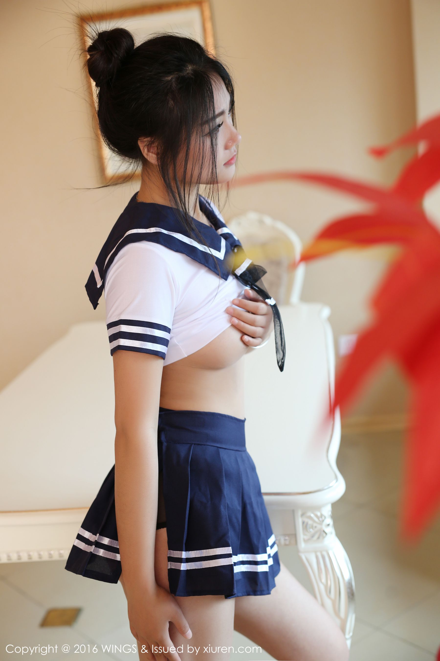 白微Sera《性感内衣+学生装》 [WingS影私荟] Vol.002 写真集
