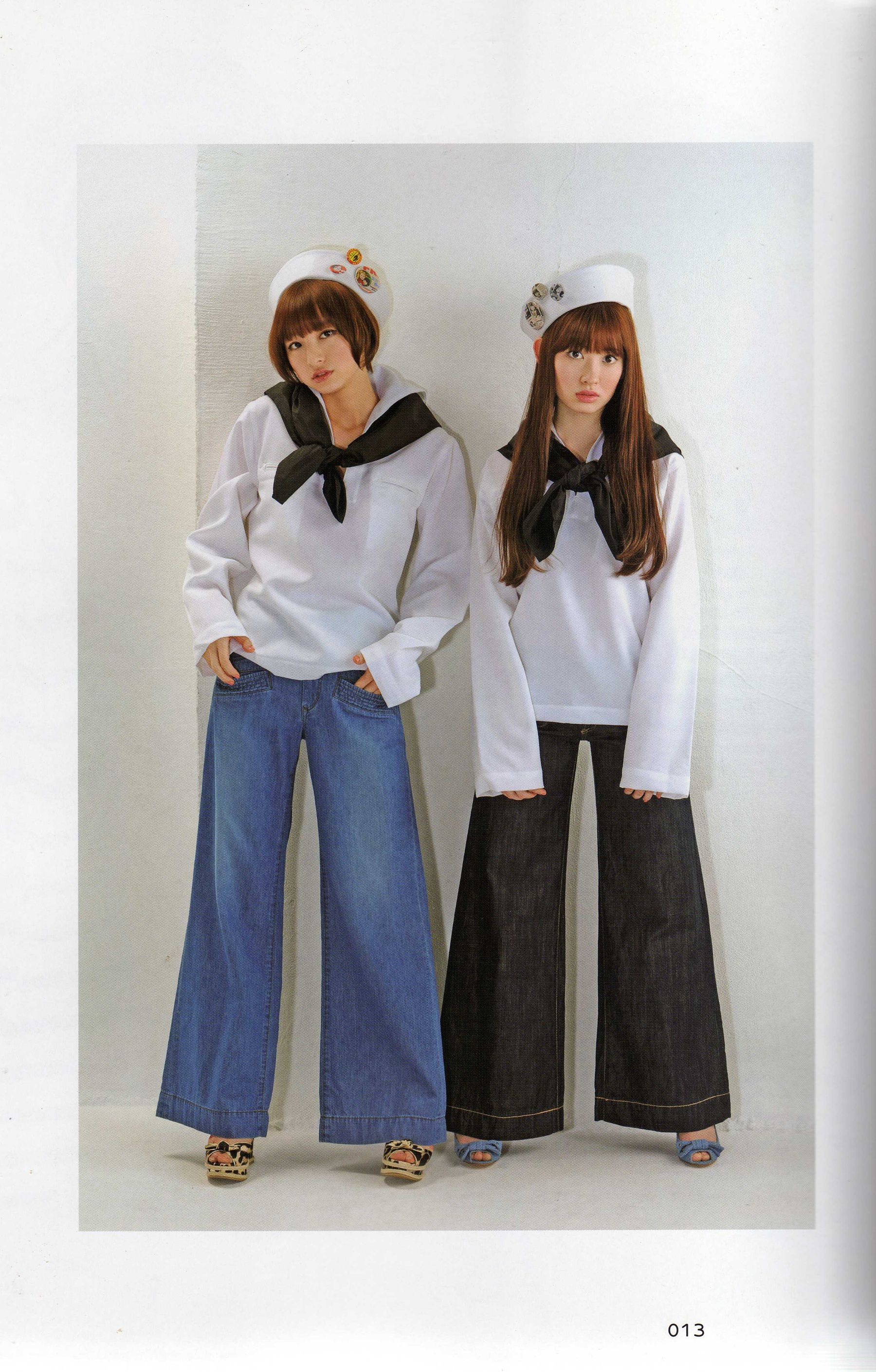 日本AKB48女子组合《2013 Fashion Book内衣秀》