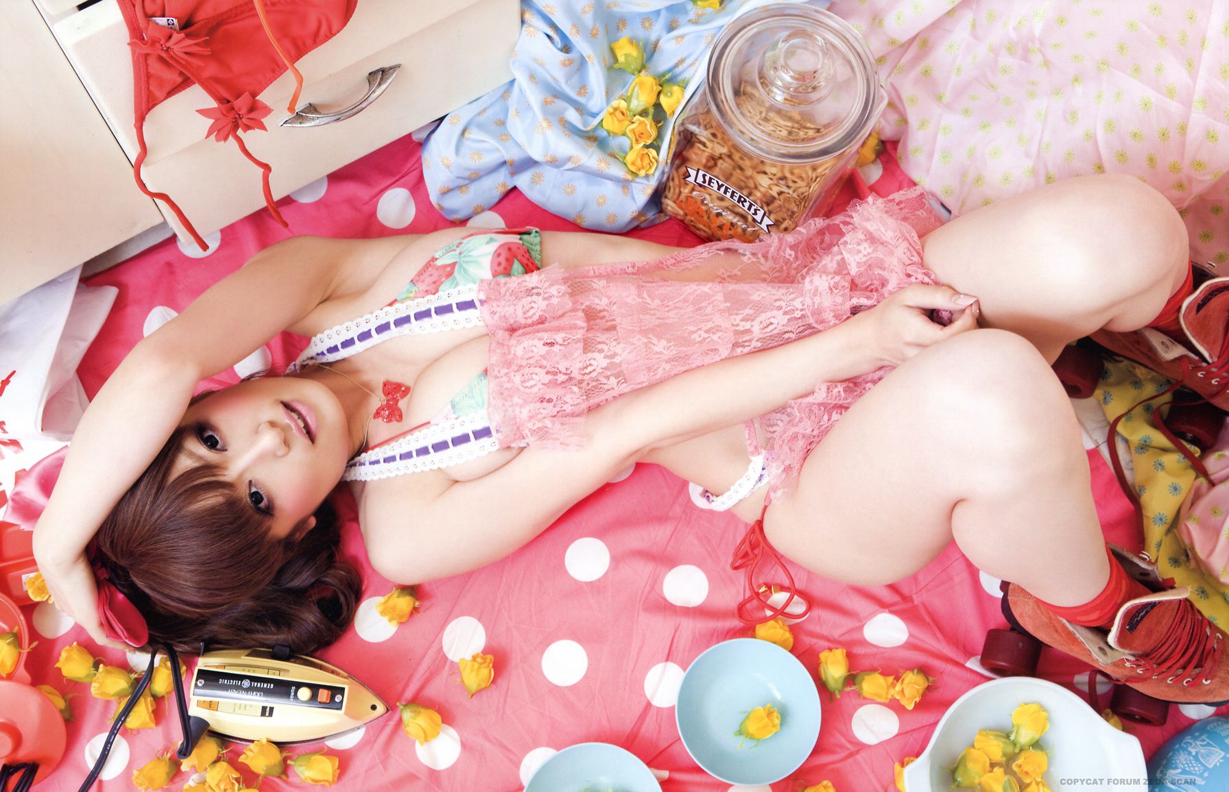 Yoko Kumada 熊田曜子《Dress Up Doll 》