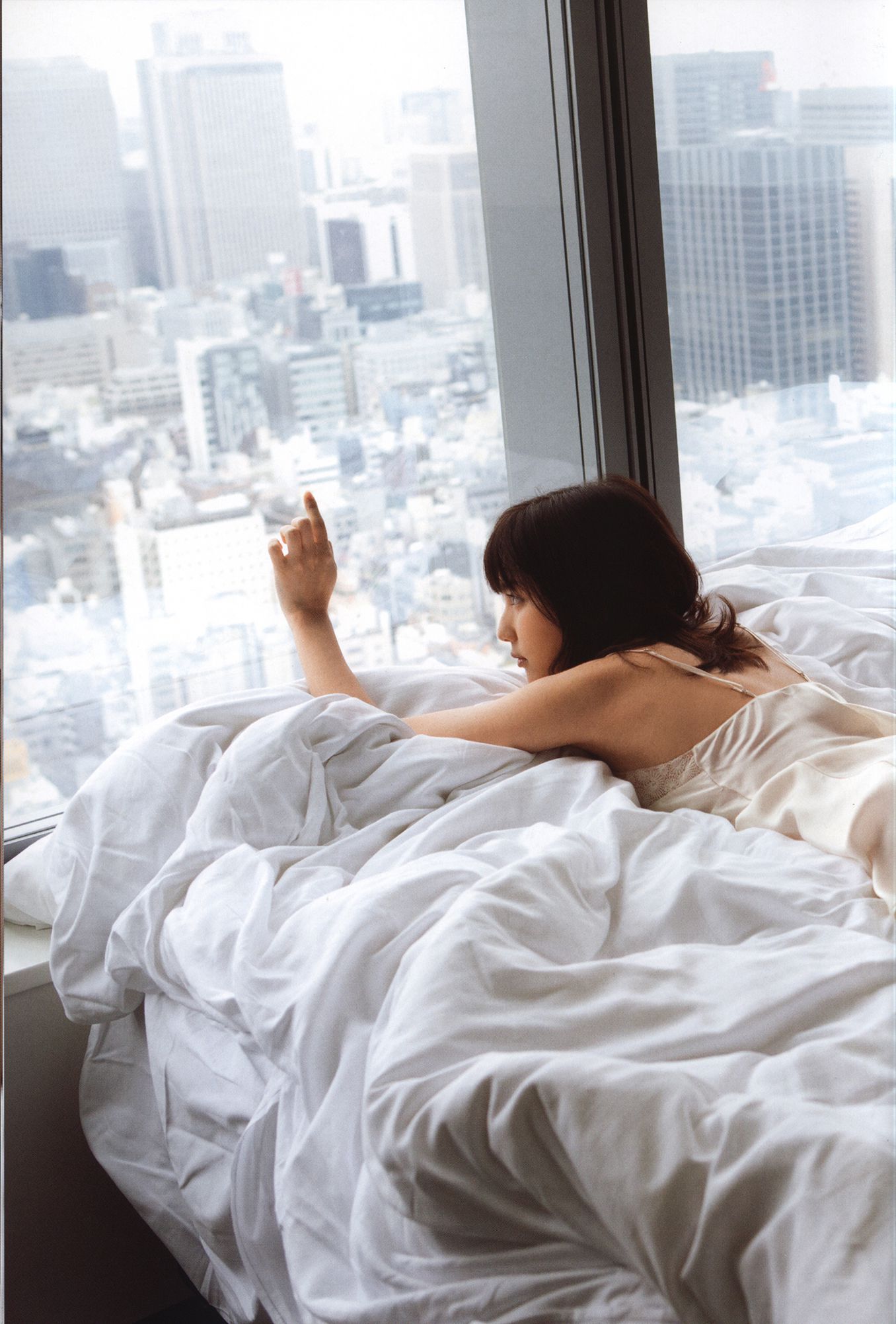 Mano Erina 真野惠里菜《ZERO》