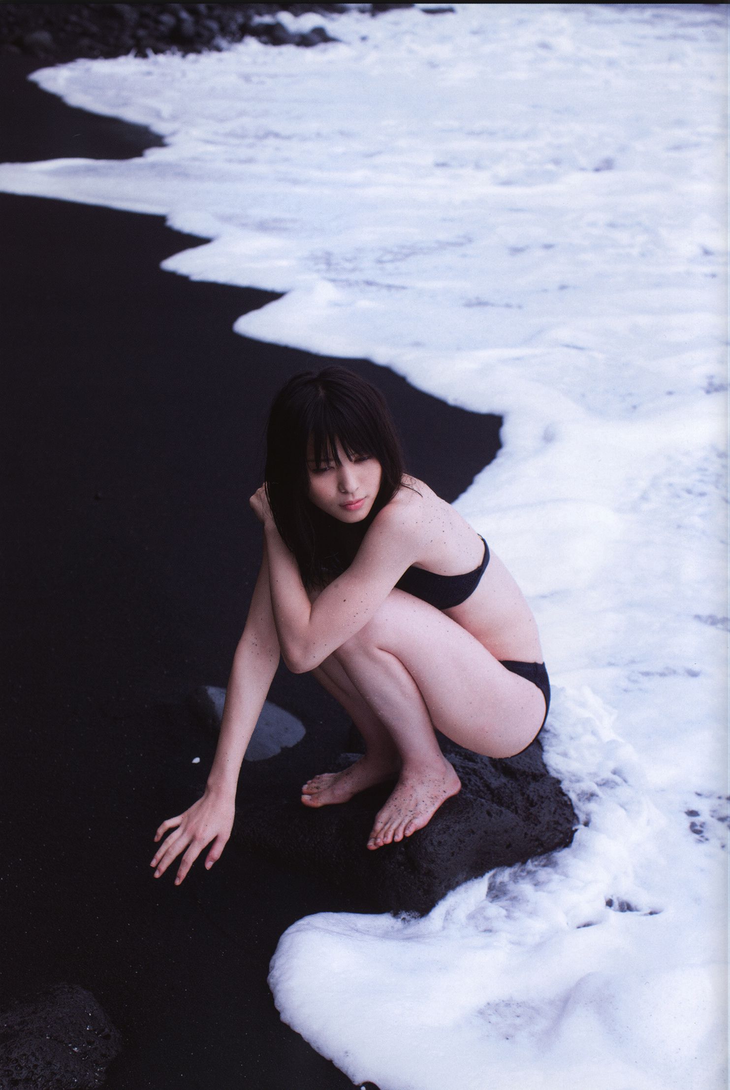 Maimi Yajima 矢島舞美 《PURE EYES》