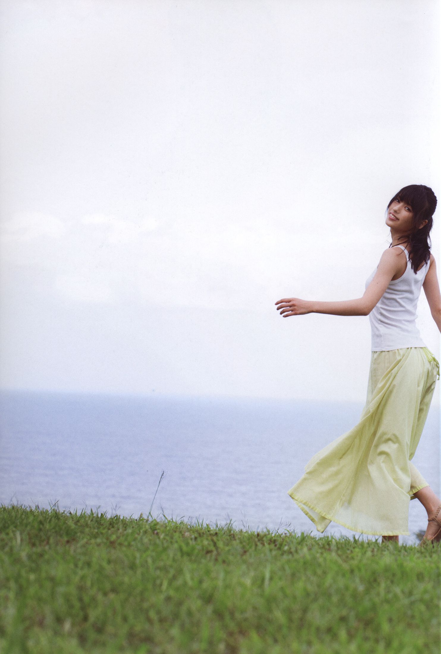 Maimi Yajima 矢島舞美 《PURE EYES》