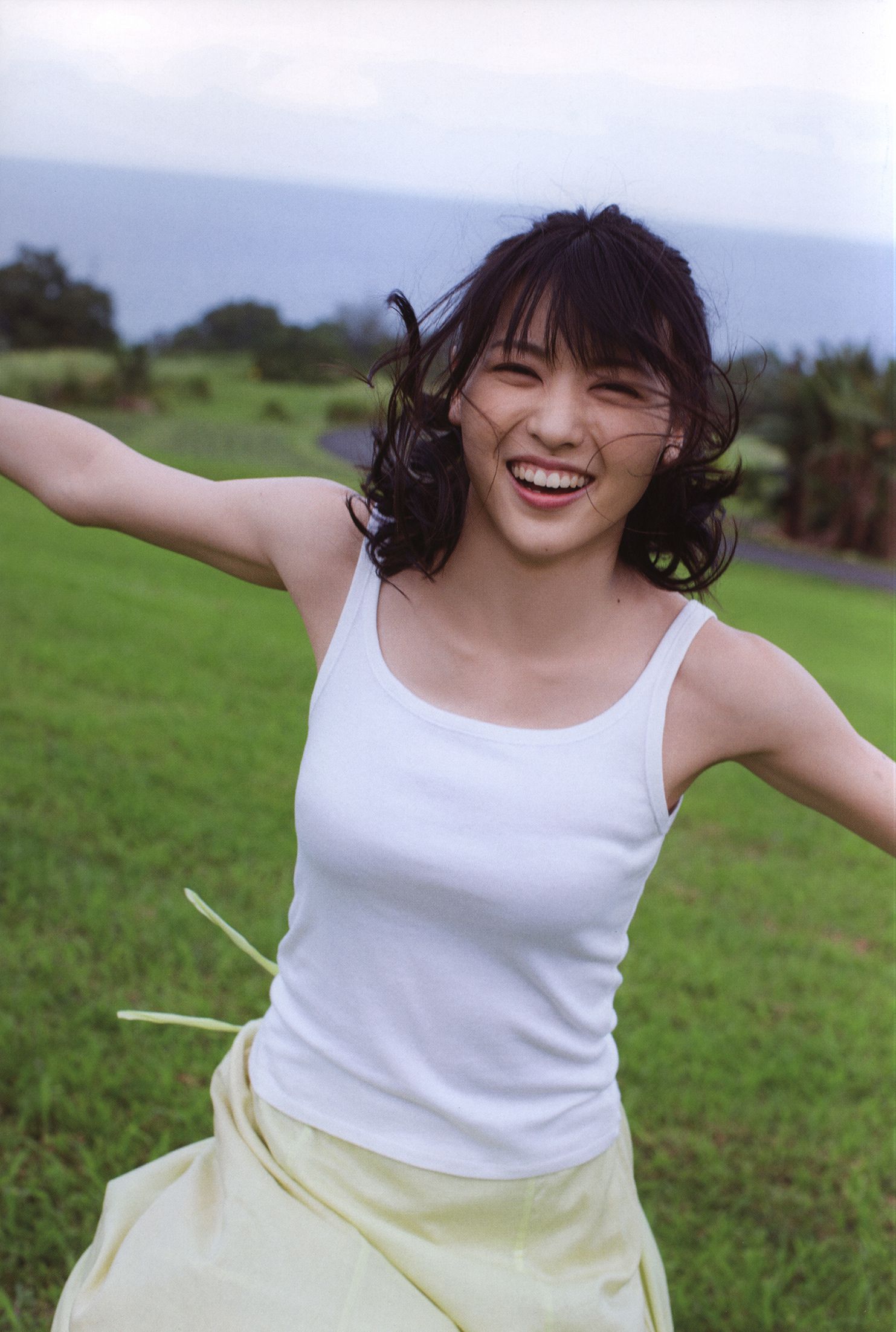 Maimi Yajima 矢島舞美 《PURE EYES》