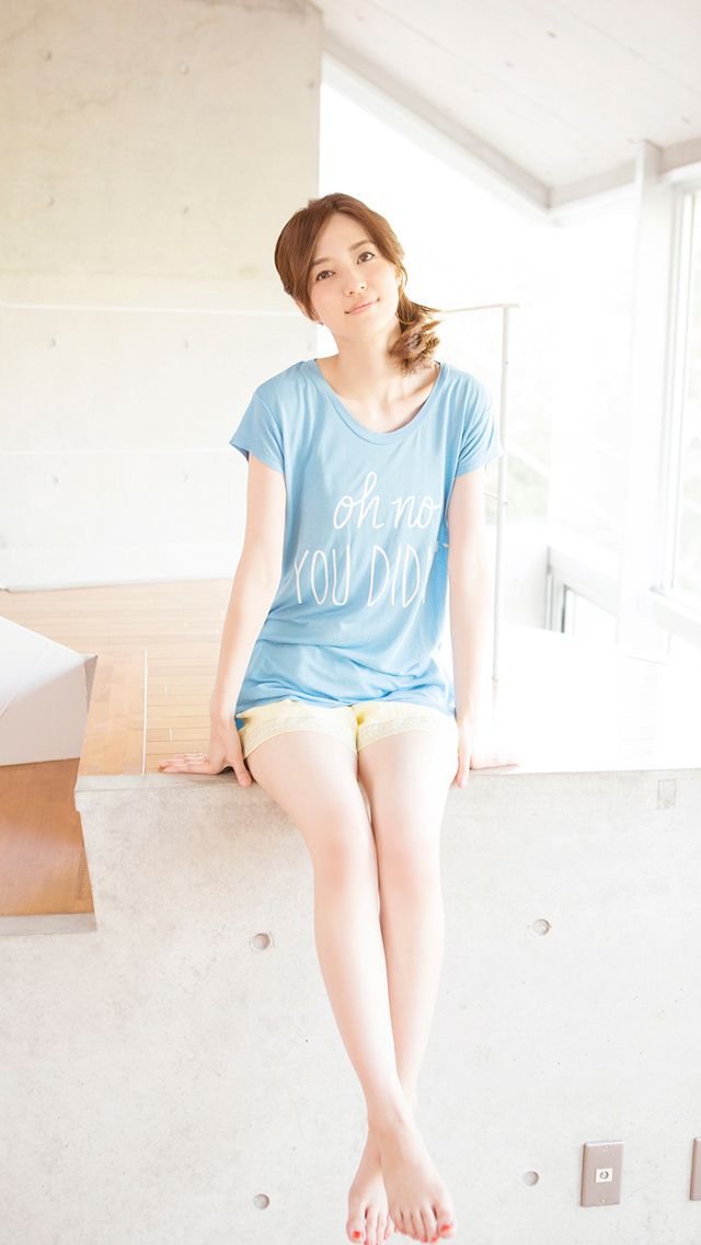 Rina Aizawa 逢沢りな《Precious Morning》
